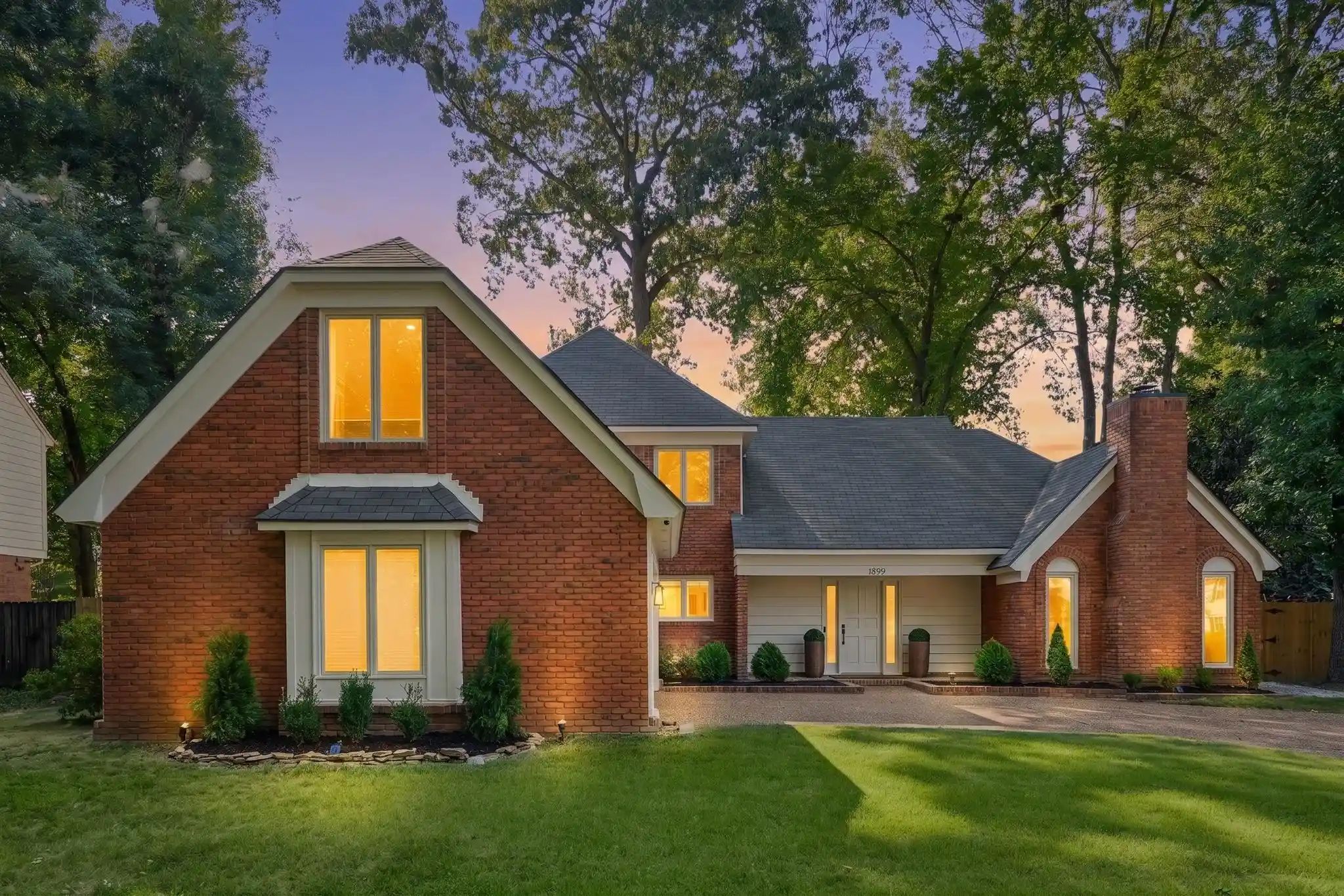 Photo 1 of Sale Pending at 1899 Edwards Ml Rd, Germantown, TN 38139 | MLS# 10229947 | Listing updated on 2026-09-09