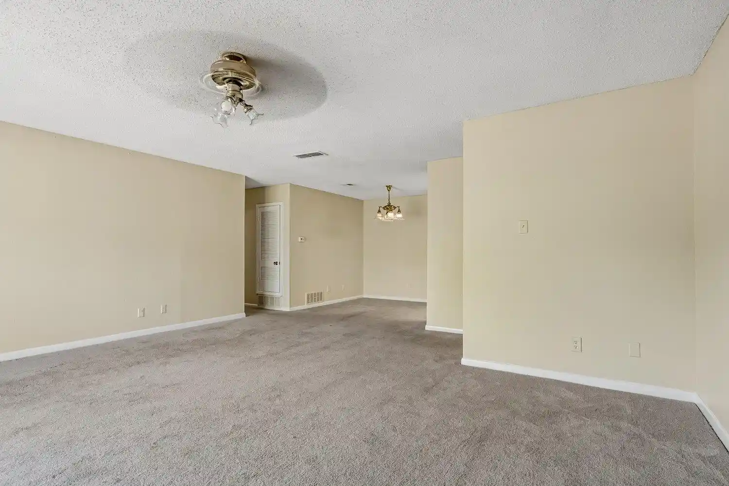 Photo 1 of Townhouse for sale at 4778 Eagle Crst Dr #3508, Memphis, TN 38117 | MLS# 10229948 | Listing updated on 2026-09-08
