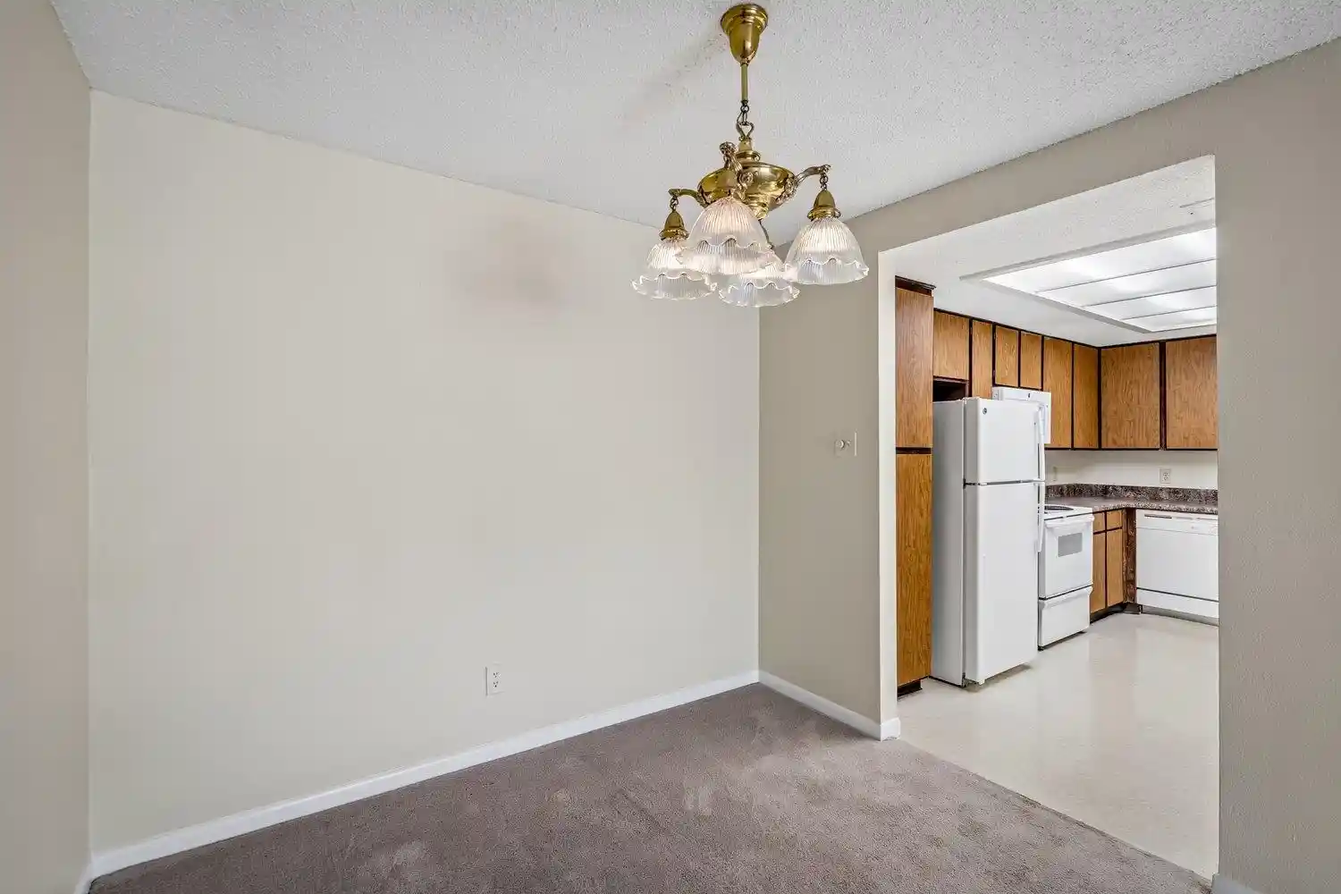 Photo 4 of Townhouse for sale at 4778 Eagle Crst Dr #3508, Memphis, TN 38117 | MLS# 10229948 | Listing updated on 2026-09-08