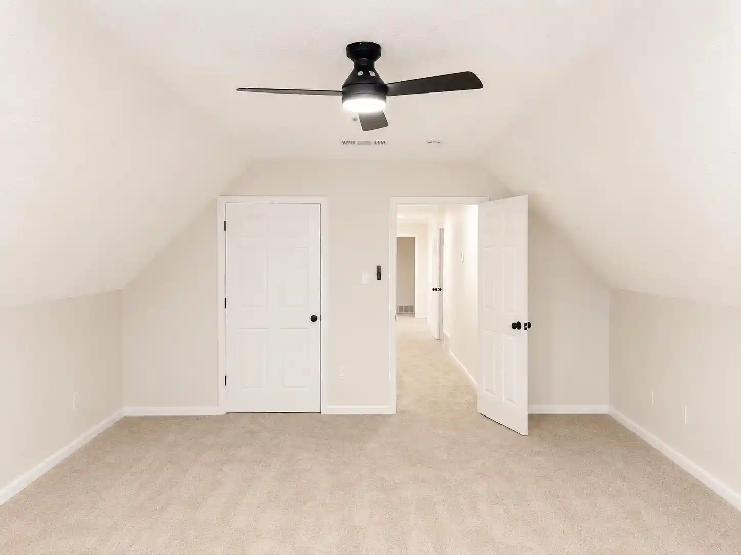 Photo 2 of Single family home for sale at 6150 Woodstock Hills Dr, Millington, TN 38053 | MLS# 10229951 | Listing updated on 2026-09-08