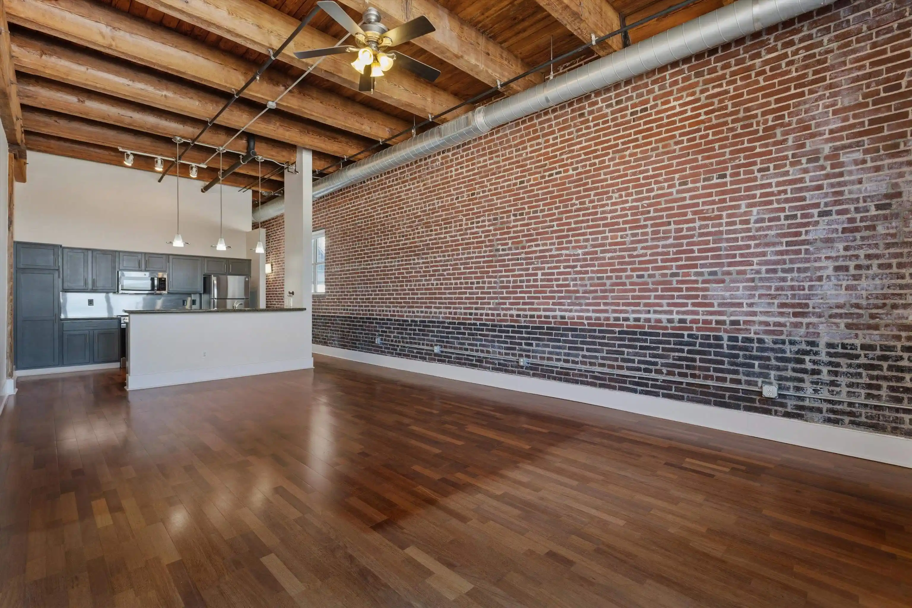 Photo 4 of Townhouse for sale at 420 S Front St #405, Memphis, TN 38103 | MLS# 10229972 | Listing updated on 2026-10-17