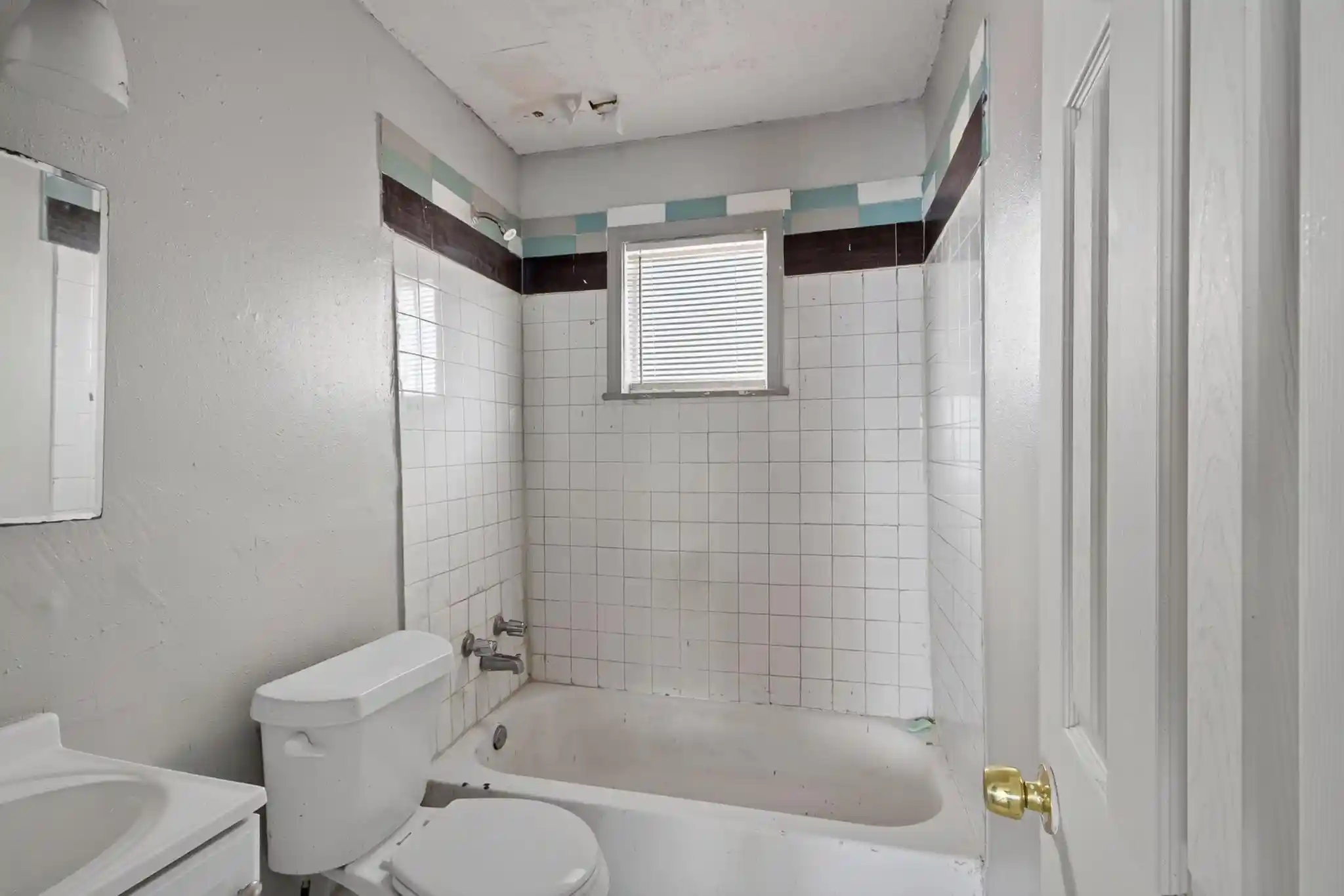 Photo 2 of Condo for sale at 1178 N Evergreen St, Memphis, TN 38108 | MLS# 10229981 | Listing updated on 2026-09-08