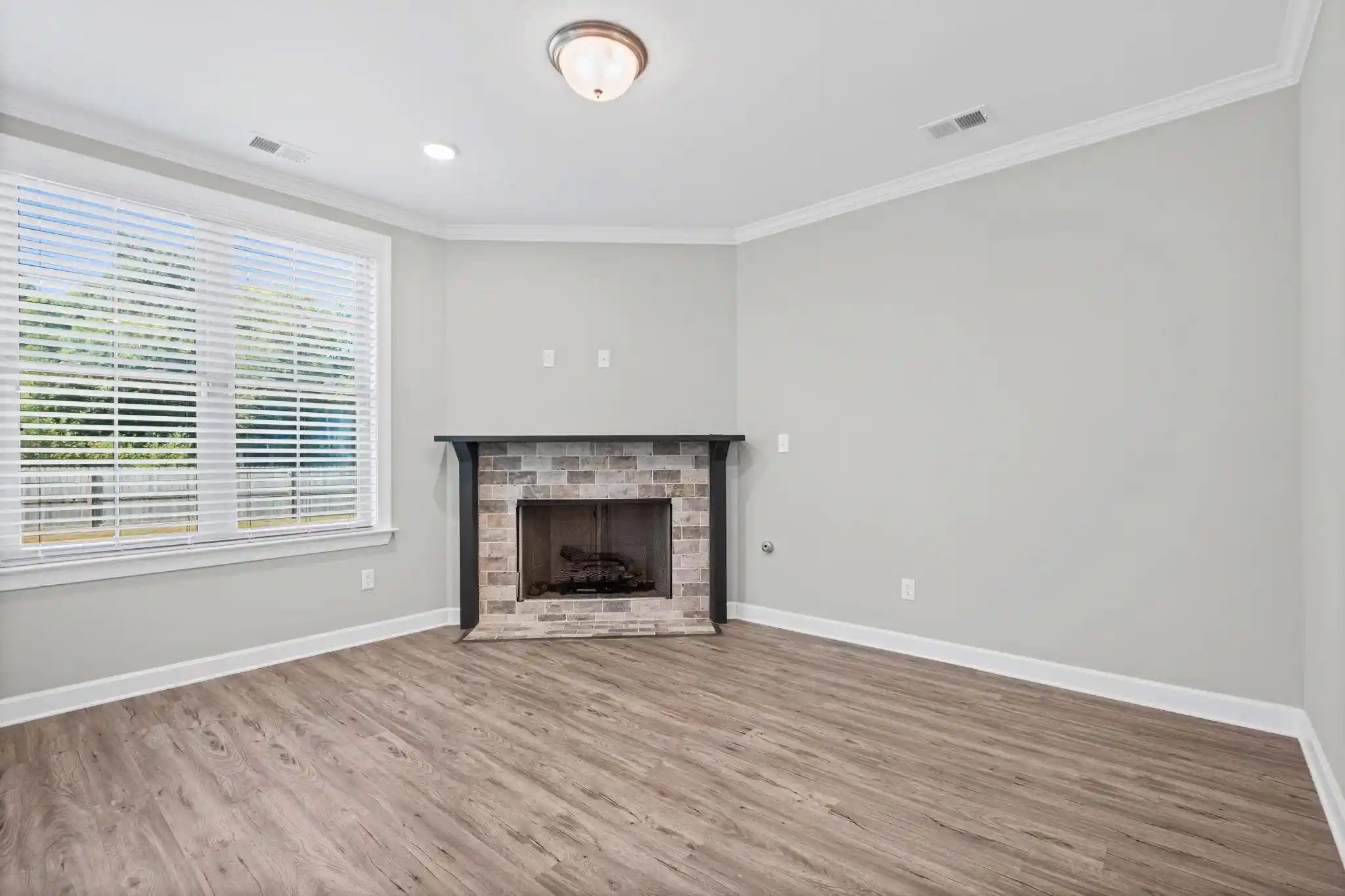 Photo 4 of Single family home for sale at 460 Marrietta Dr, Oakland, TN 38060 | MLS# 10229991 | Listing updated on 2026-09-18