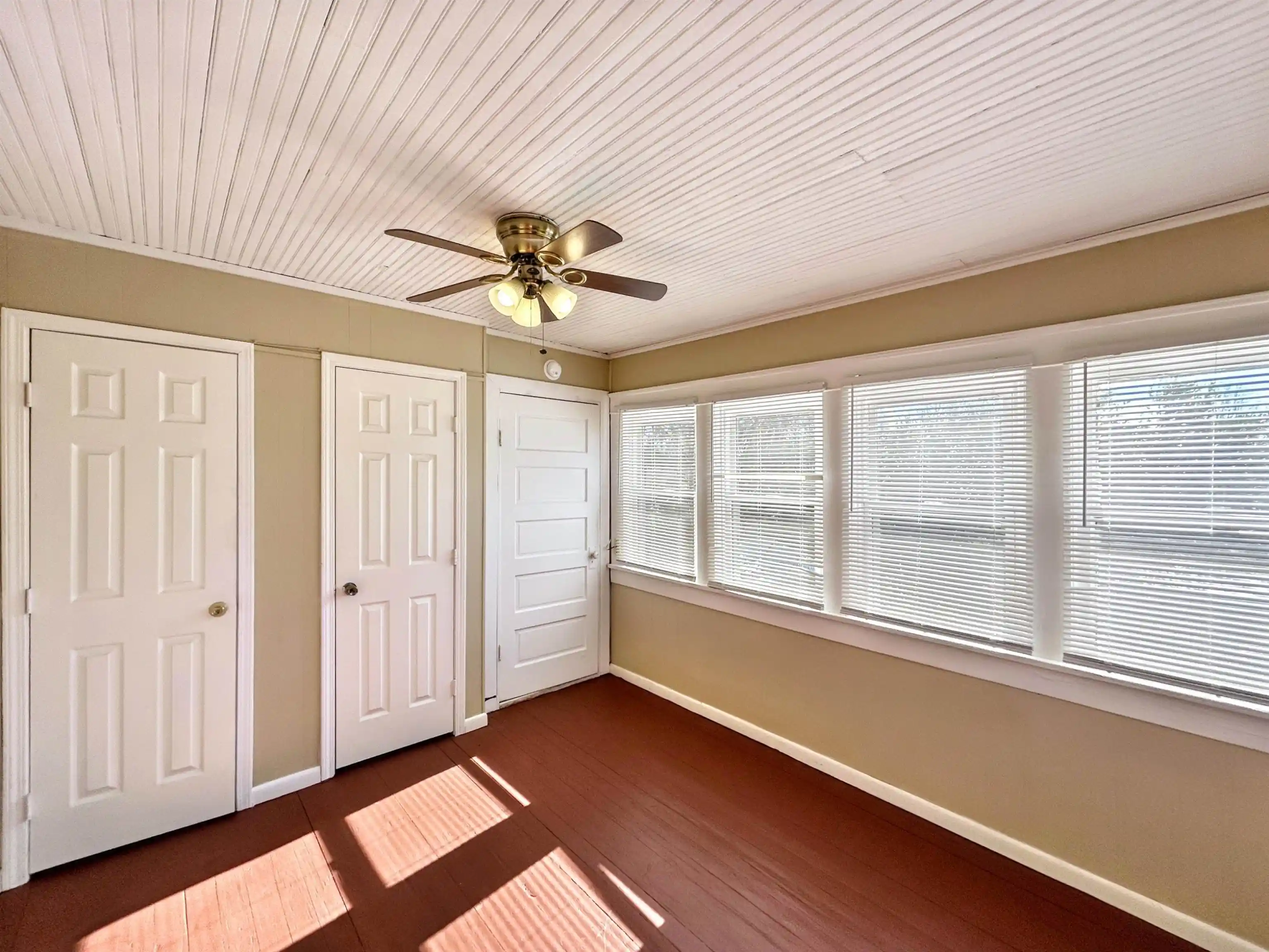 Photo 2 of Multi family home for sale at 2023 Young Ave, Memphis, TN 38104 | MLS# 10229993 | Listing updated on 2026-09-08
