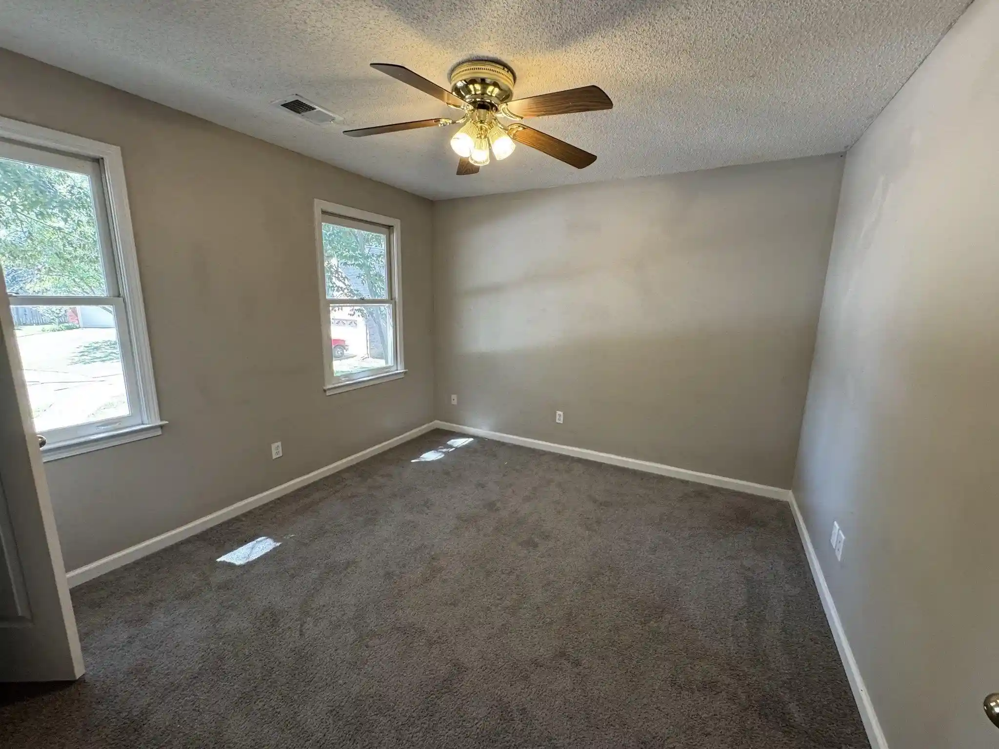 Photo 2 of Single family home for sale at 164 Doris Meadow Cv, Collierville, TN 38017 | MLS# 10230003 | Listing updated on 2026-09-08