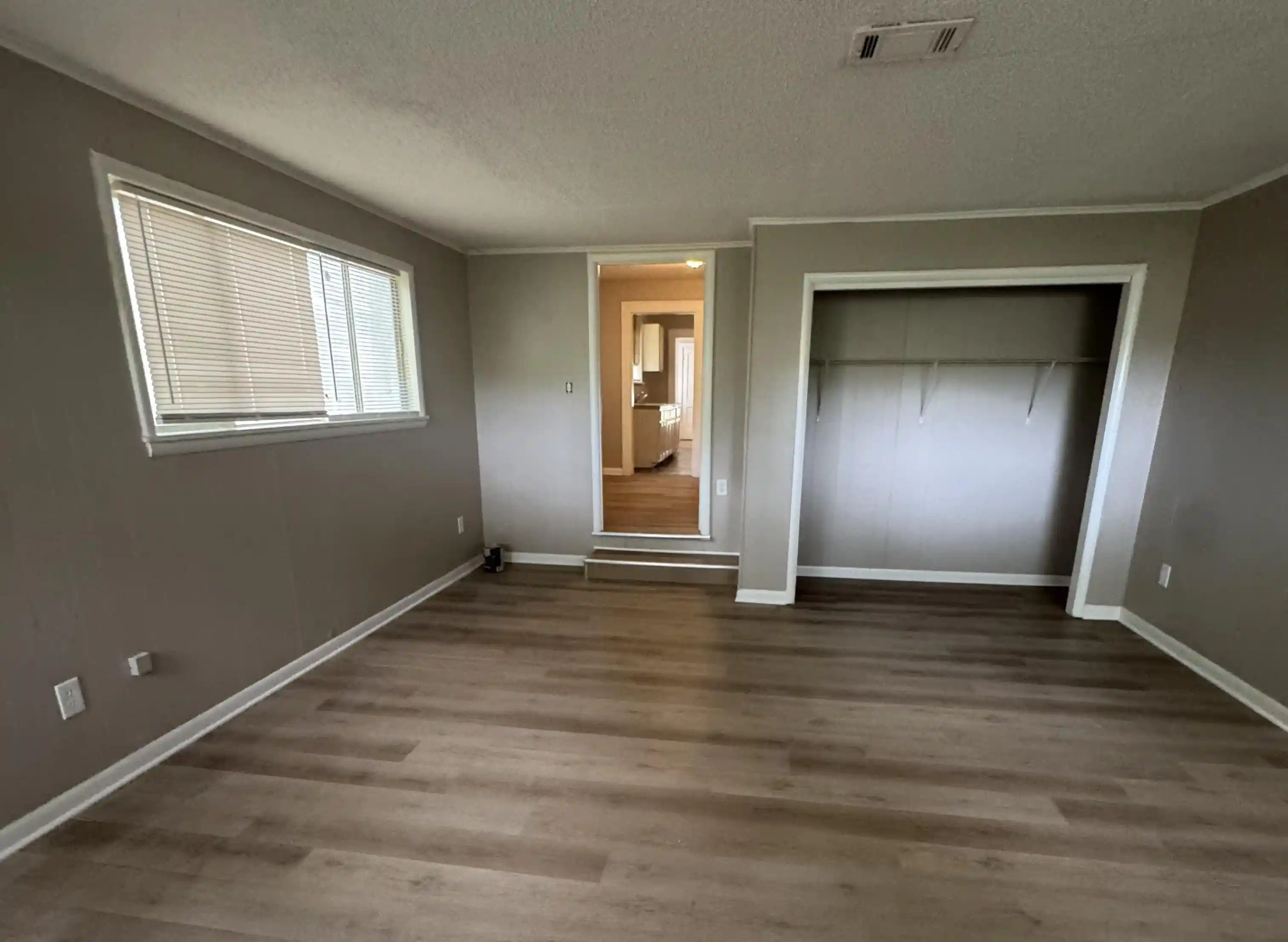 Photo 2 of Single family home for sale at 3216 Choctaw Ave, Memphis, TN 38111 | MLS# 10230009 | Listing updated on 2026-09-09