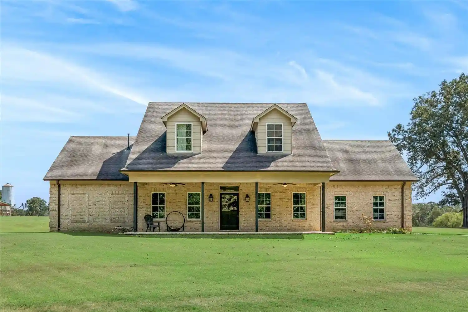 Photo 1 of Single family home for sale at 100 Sugar Hl Dr, Moscow, TN 38057 | MLS# 10230020 | Listing updated on 2026-09-12