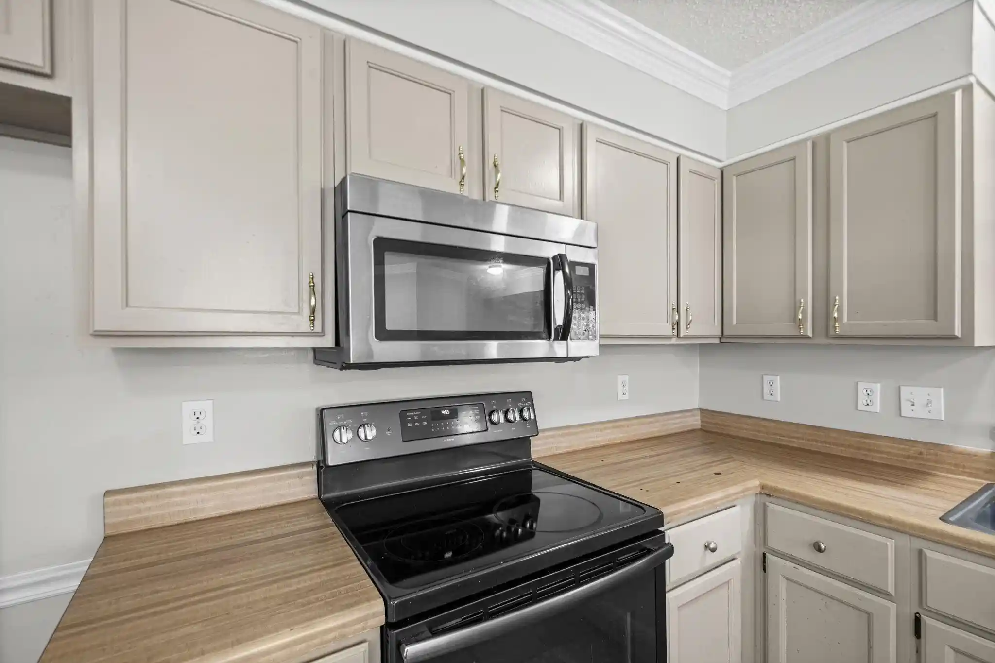 Photo 4 of Townhouse for sale at 3968 Sawgrass Dr, Memphis, TN 38125 | MLS# 10230021 | Listing updated on 2026-10-31