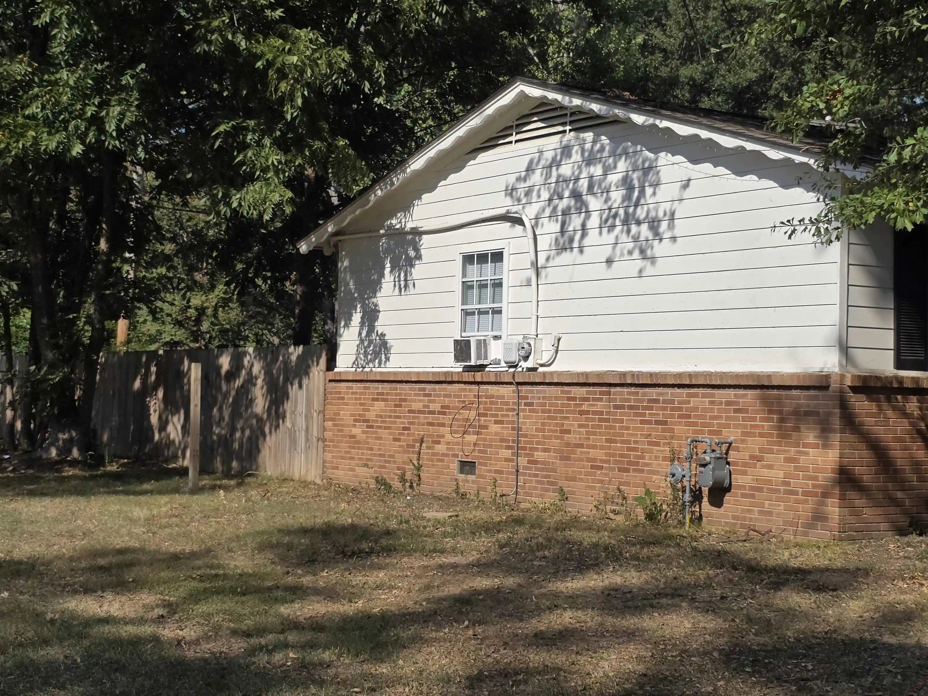Photo 2 of Single family home for sale at 4740 Chuck Ave, Memphis, TN 38118 | MLS# 10230023 | Listing updated on 2026-09-08