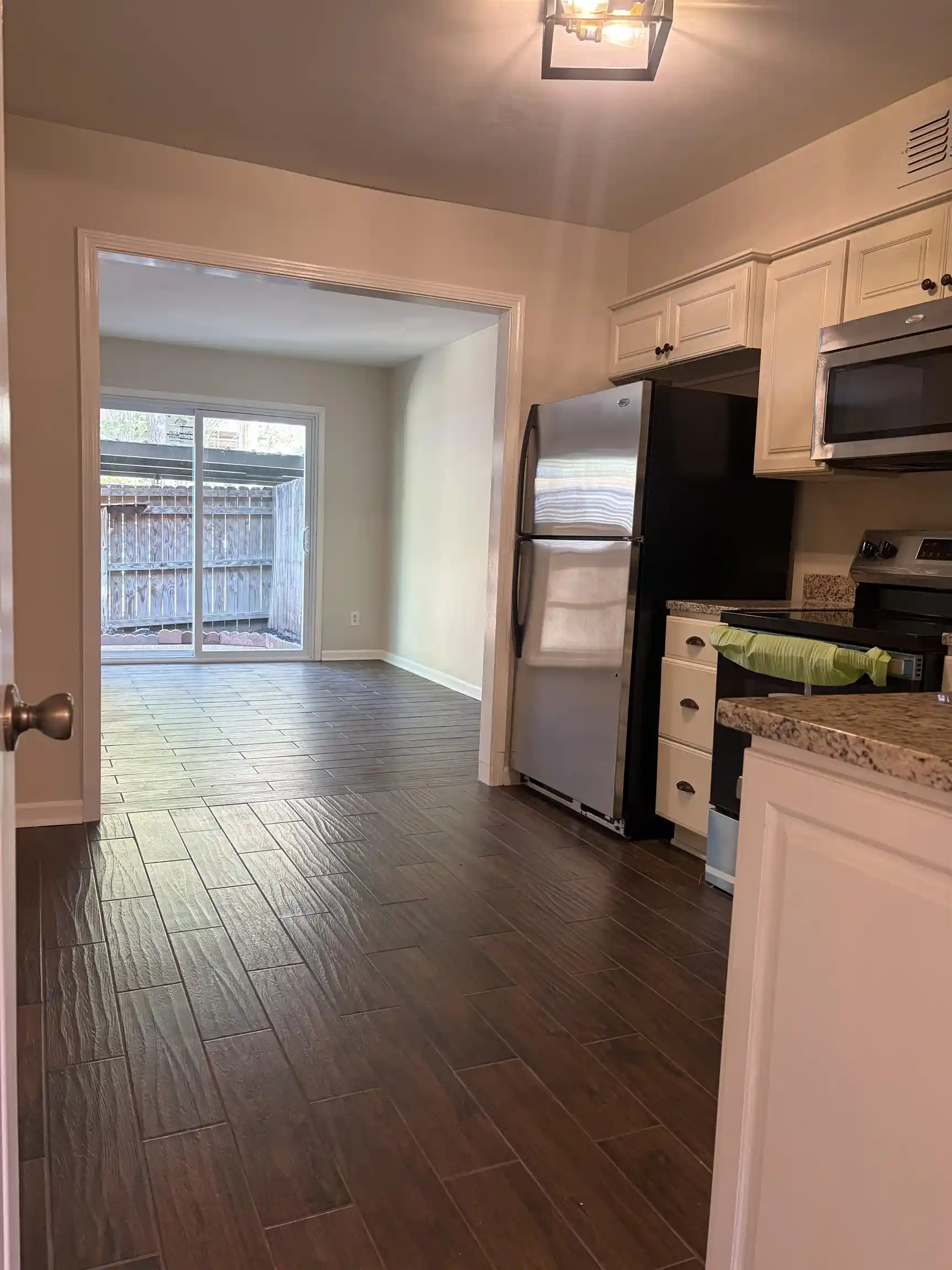 Photo 4 of Townhouse for sale at 443 N Highland St #7, Memphis, TN 38122 | MLS# 10230059 | Listing updated on 2026-10-16