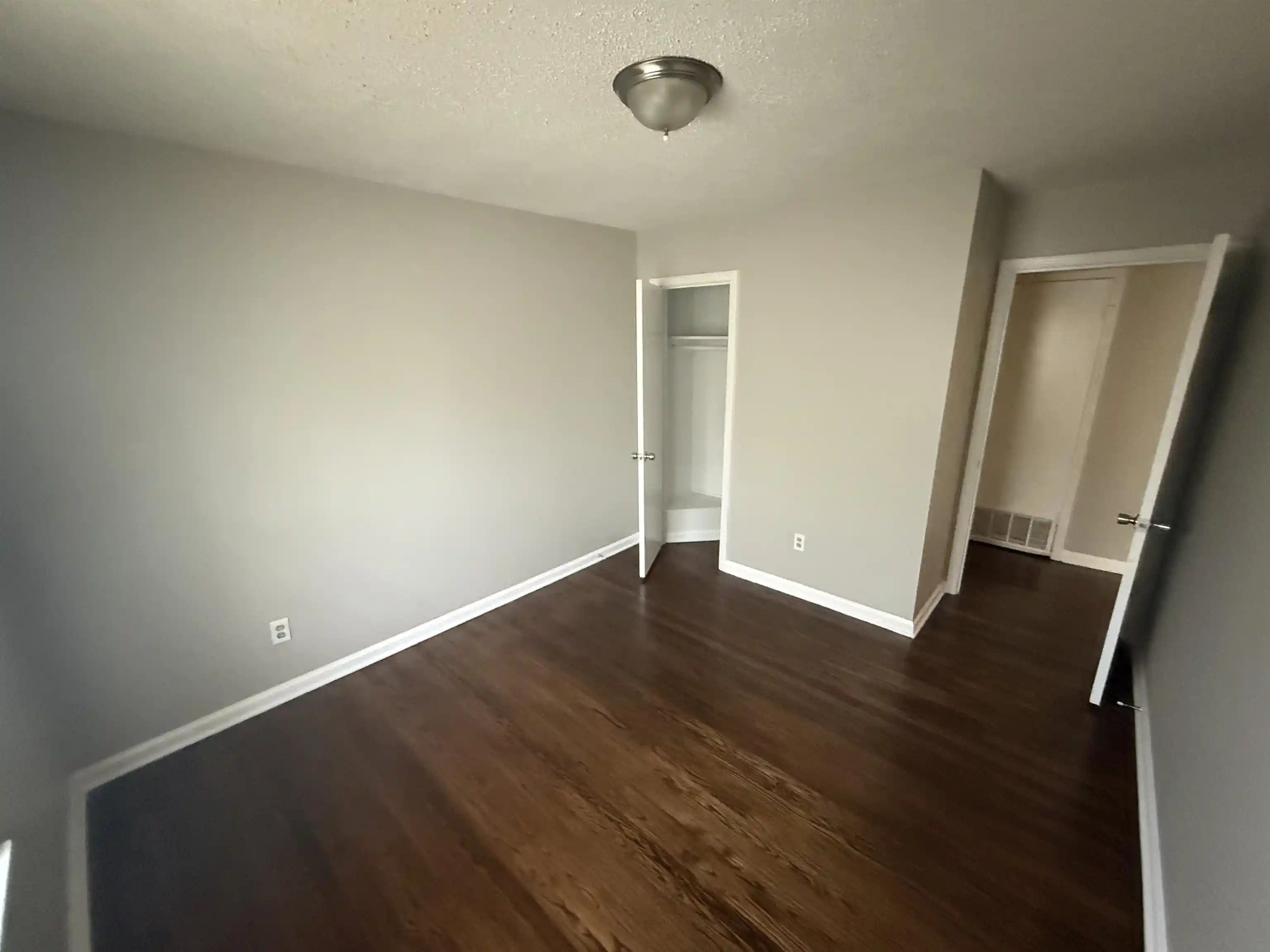 Photo 2 of Single family home for sale at 1529 Dardon Ave, Memphis, TN 38116 | MLS# 10230095 | Listing updated on 2026-09-21