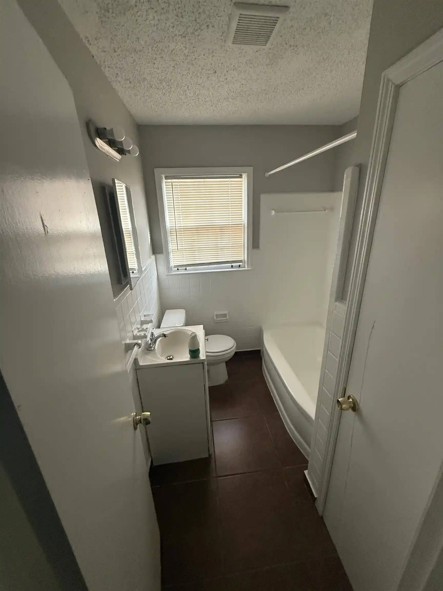 Photo 3 of Single family home for sale at 1529 Dardon Ave, Memphis, TN 38116 | MLS# 10230095 | Listing updated on 2026-09-21