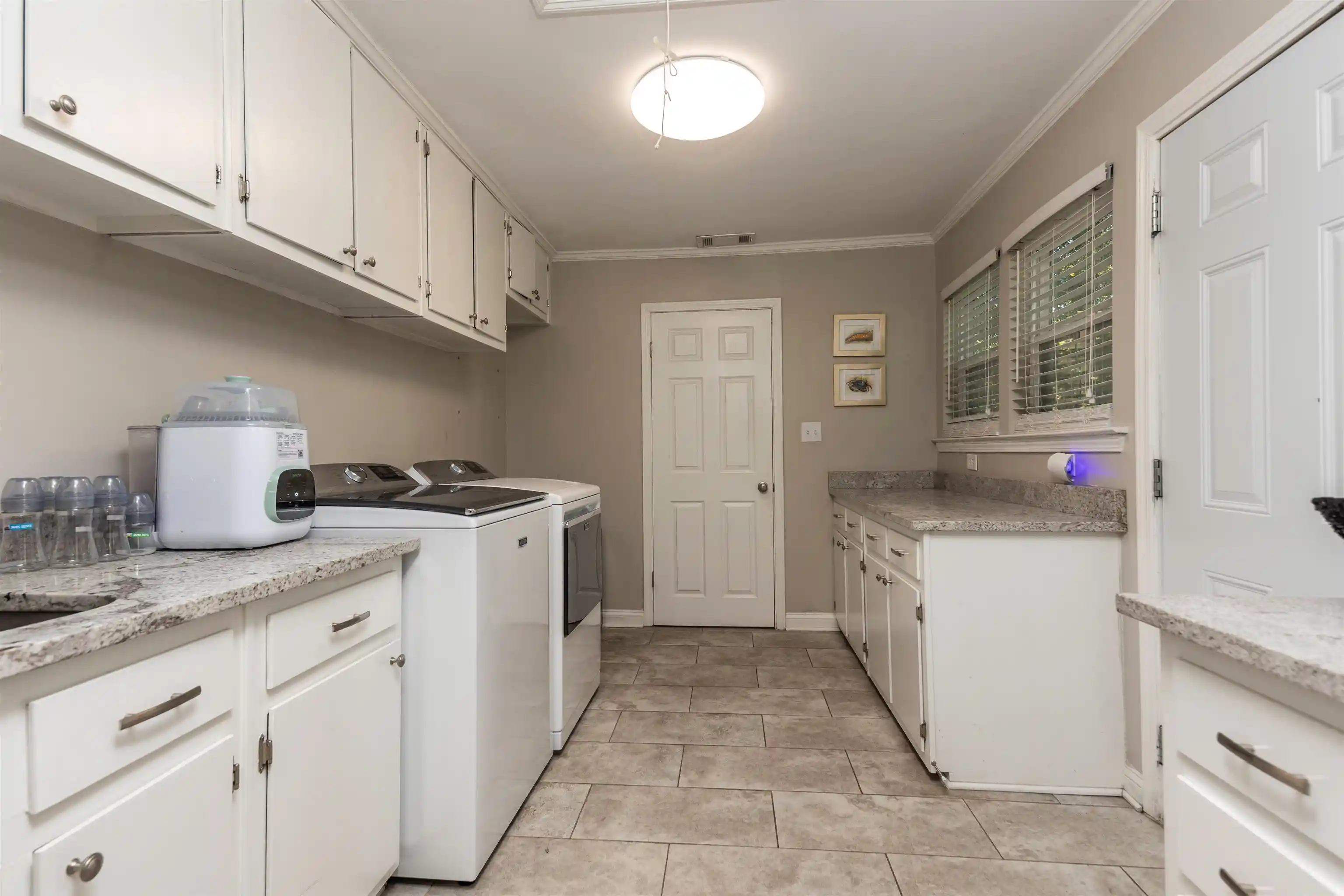 Photo 3 of Single family home for sale at 5492 Mesquite Rd, Memphis, TN 38120 | MLS# 10230107 | Listing updated on 2026-09-10