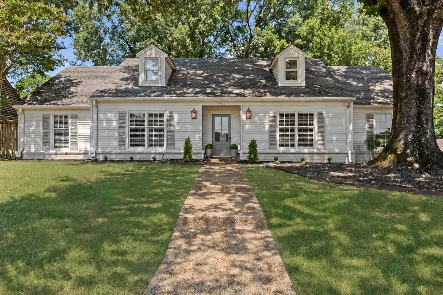 Photo 1 of Single family home for sale at 7954 Neshoba Rd, Germantown, TN 38138 | MLS# 10230116 | Listing updated on 2026-09-11