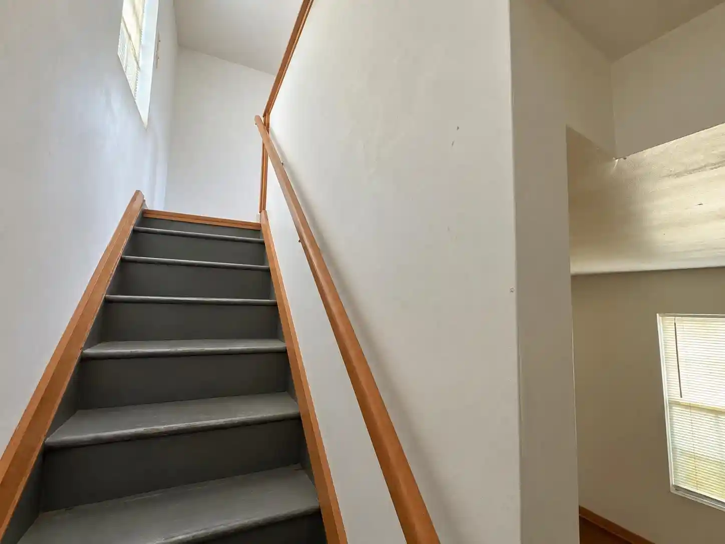 Photo 4 of House for sale at 574-576 Mckinley St, Memphis, TN 38126 | MLS# 10230123 | Listing updated on 2026-09-10
