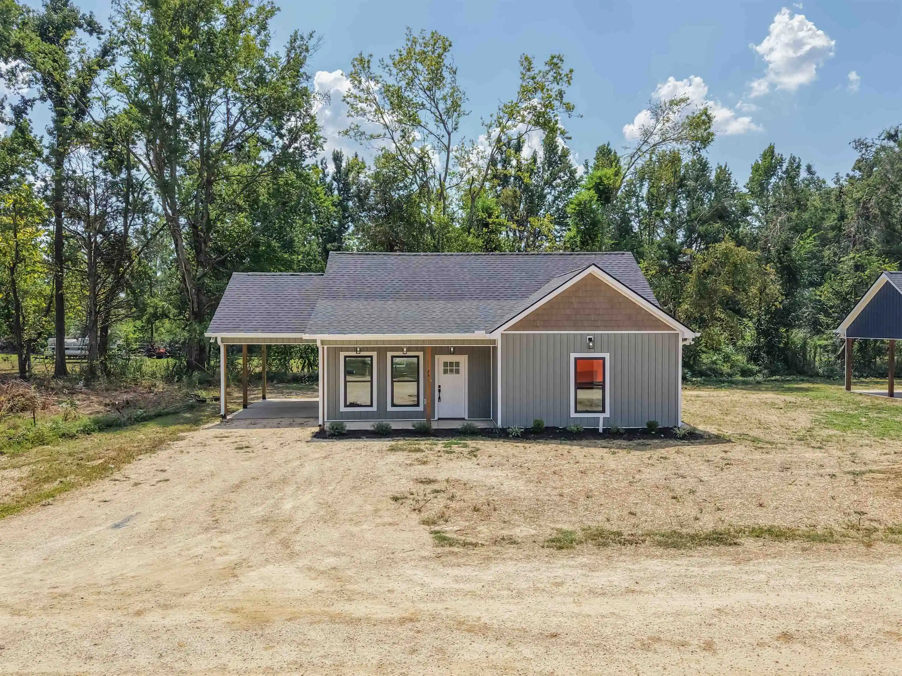 Photo 1 of Single family home for sale at 75 Temple Cv, Savannah, TN 38372 | MLS# 10230132 | Listing updated on 2026-09-10
