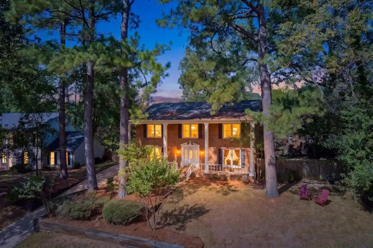 Photo 1 of Single family home for sale at 2399 Dogwood Trl Dr, Germantown, TN 38139 | MLS# 10230135 | Listing updated on 2026-09-15