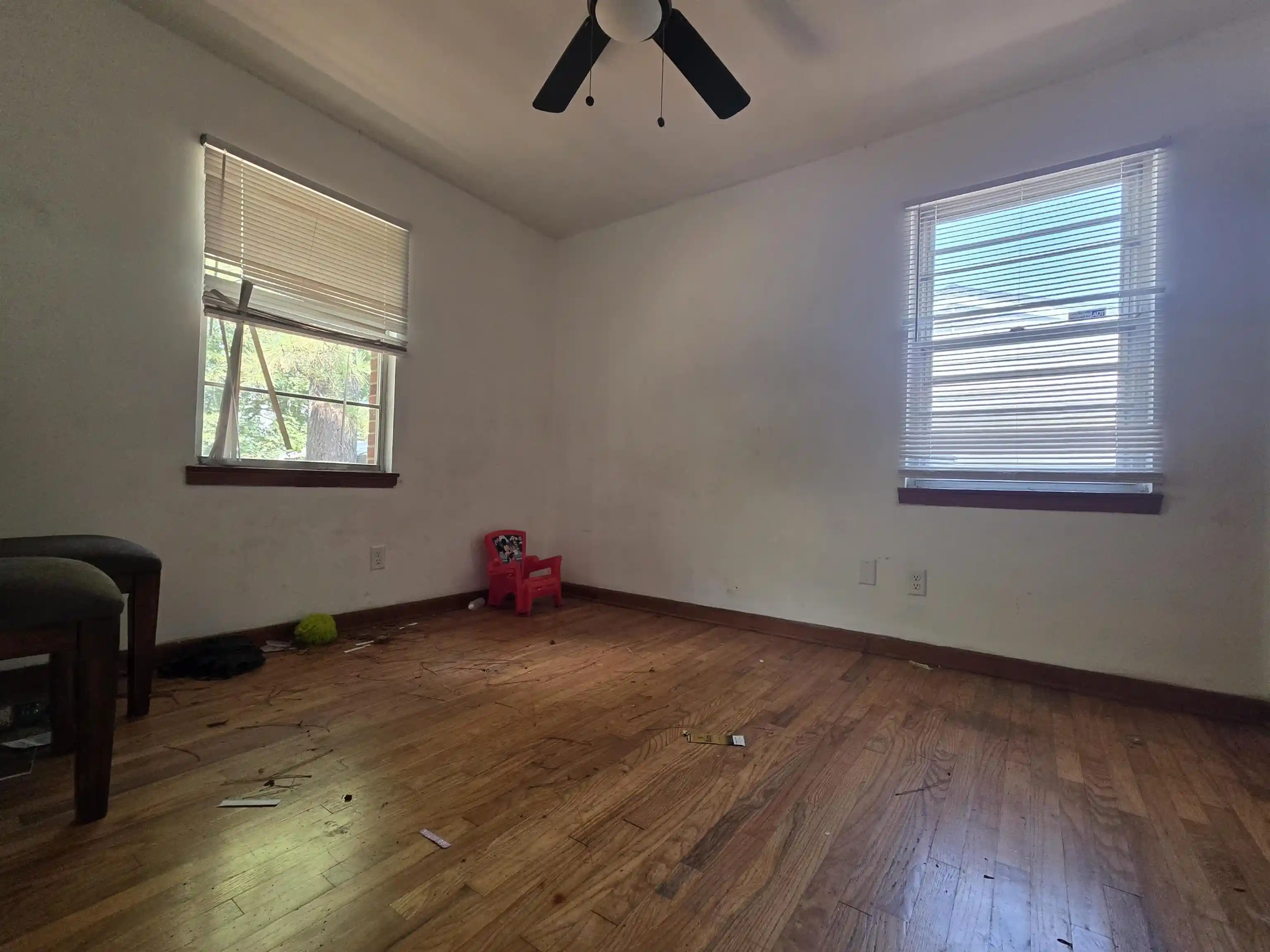 Photo 2 of Single family home for sale at 5597 Loch Lomond Dr, Memphis, TN 38116 | MLS# 10230139 | Listing updated on 2026-09-10