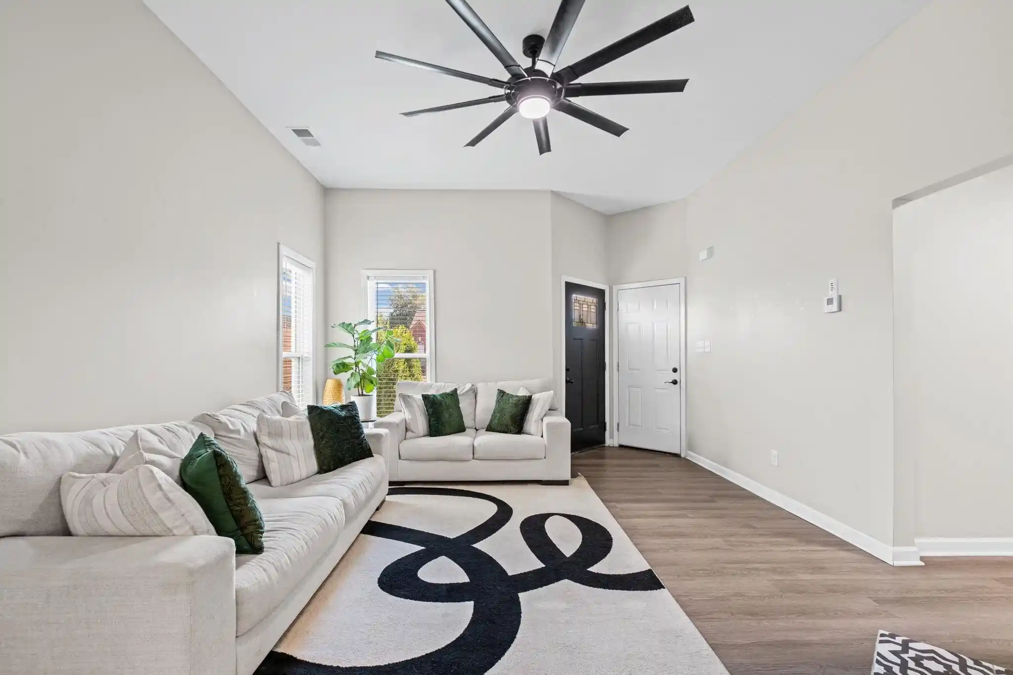 Photo 3 of Sale Pending at 7052 Millers Glen Way, Memphis, TN 38125 | MLS# 10230143 | Listing updated on 2026-09-14