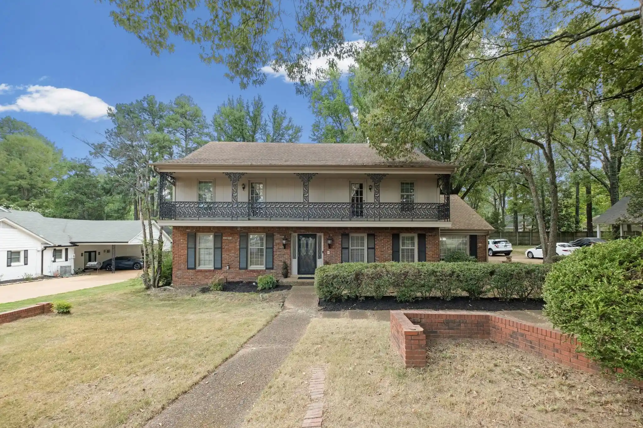 Photo 1 of Single family home for sale at 6631 Poplar Pike, Memphis, TN 38119 | MLS# 10230148 | Listing updated on 2026-10-23