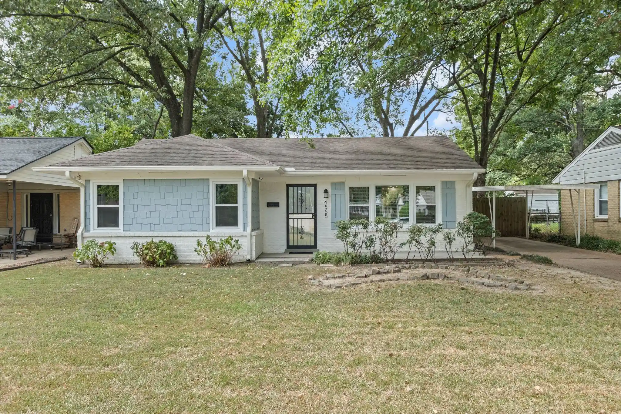 Photo 1 of Single family home for sale at 4555 Verne Rd, Memphis, TN 38117 | MLS# 10230153 | Listing updated on 2026-10-01