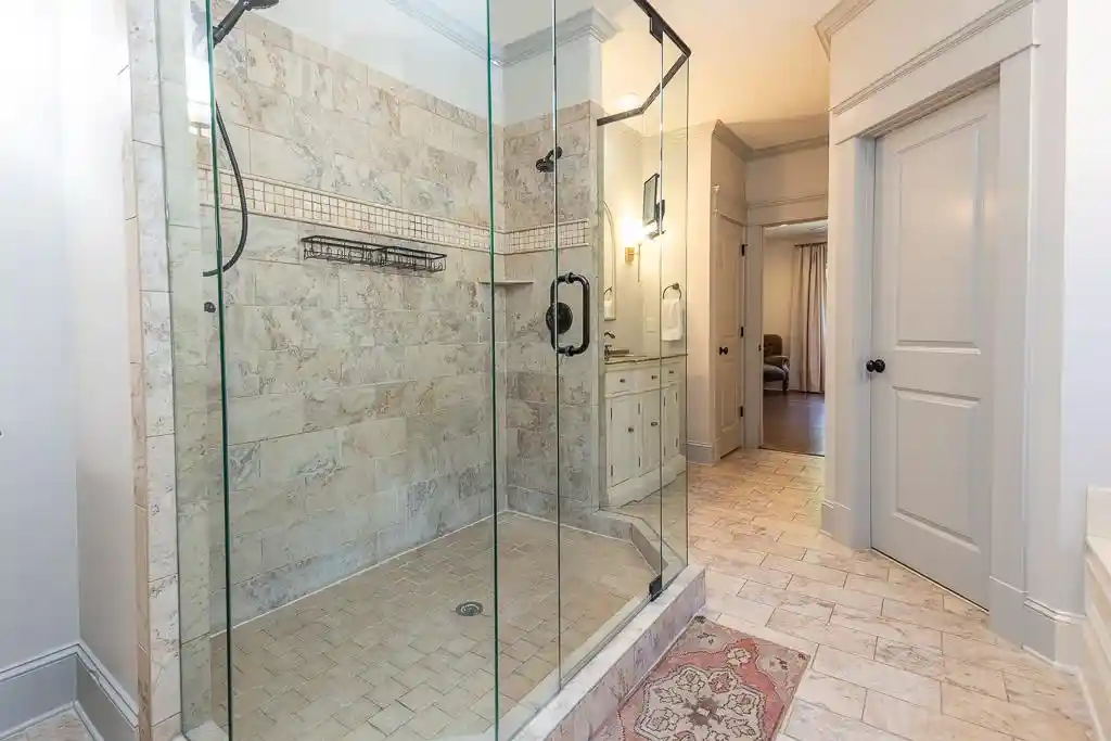 Photo 4 of Sale Pending at 1905 Enclave Holw Ln, Germantown, TN 38139 | MLS# 10230178 | Listing updated on 2026-09-17
