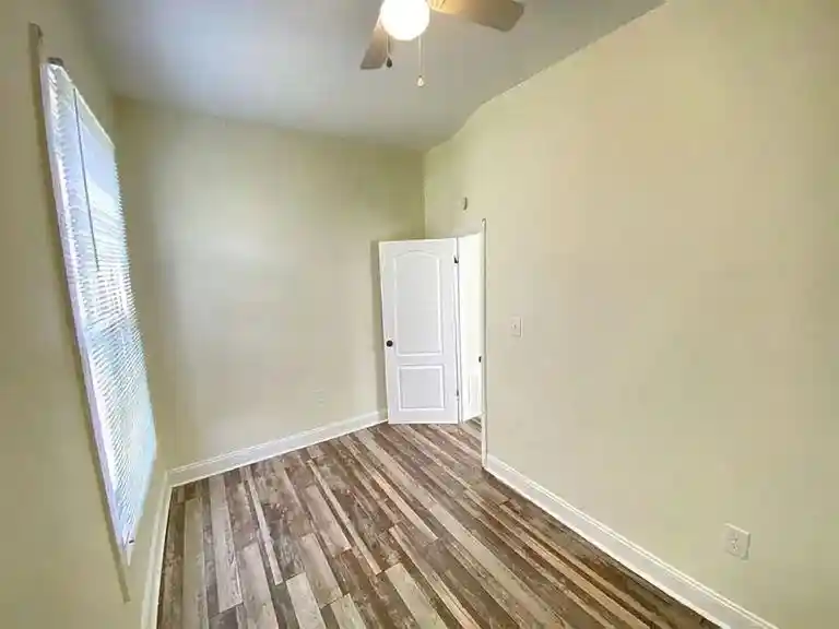 Photo 4 of Single family home for sale at 994 N 7th Street, Memphis, TN 38107 | MLS# 10230186 | Listing updated on 2026-09-10