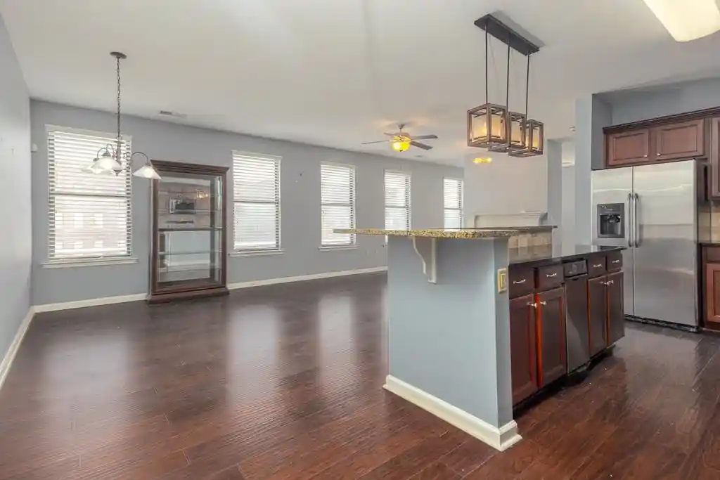 Photo 2 of Condo for sale at 721 Litty Ct #201, Memphis, TN 38103 | MLS# 10230190 | Listing updated on 2026-09-10