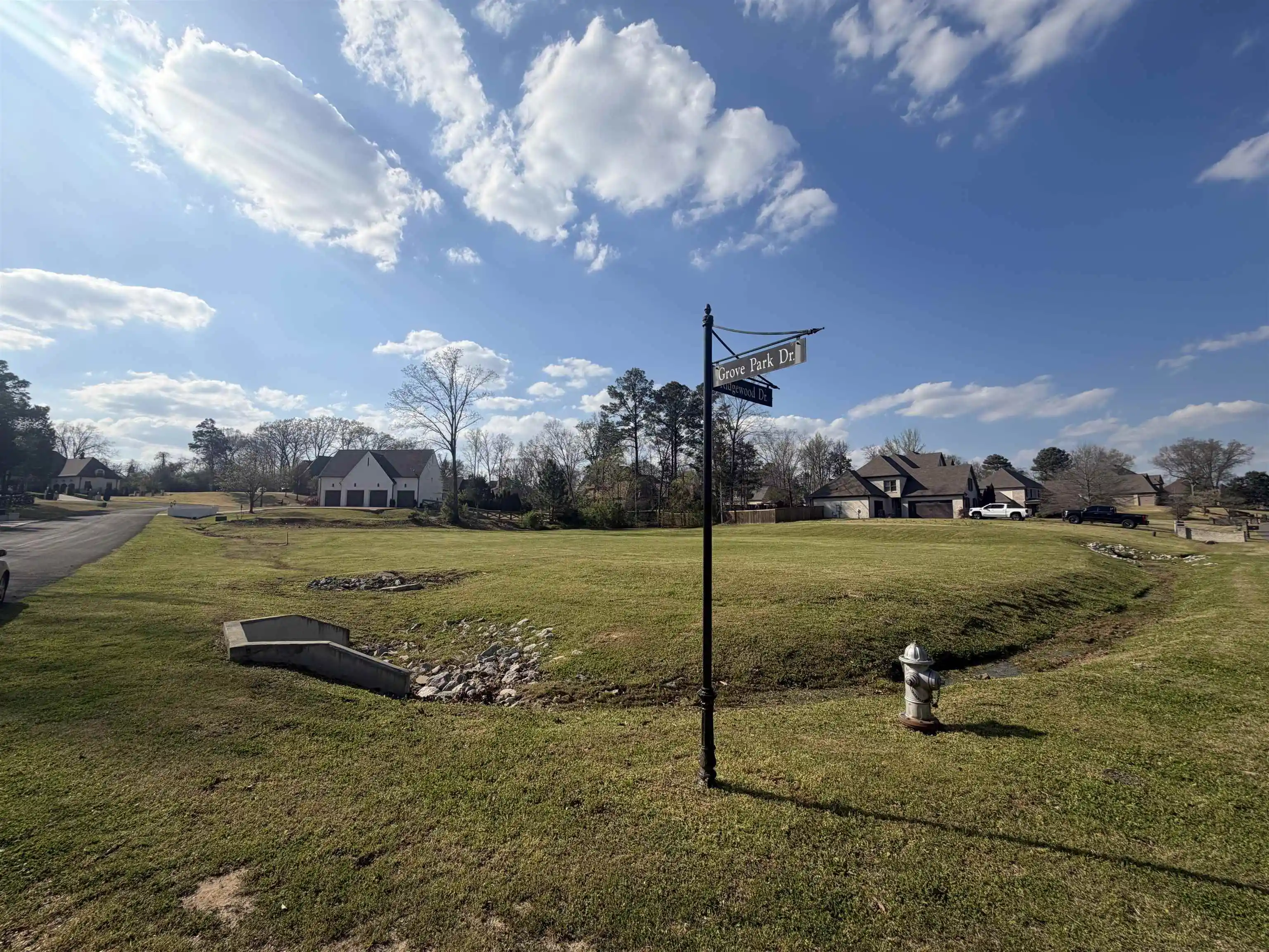 Photo 1 of Land for sale at 290 Ridgewood Dr, Collierville, TN 38017 | MLS# 10230193 | Listing updated on 2026-09-10