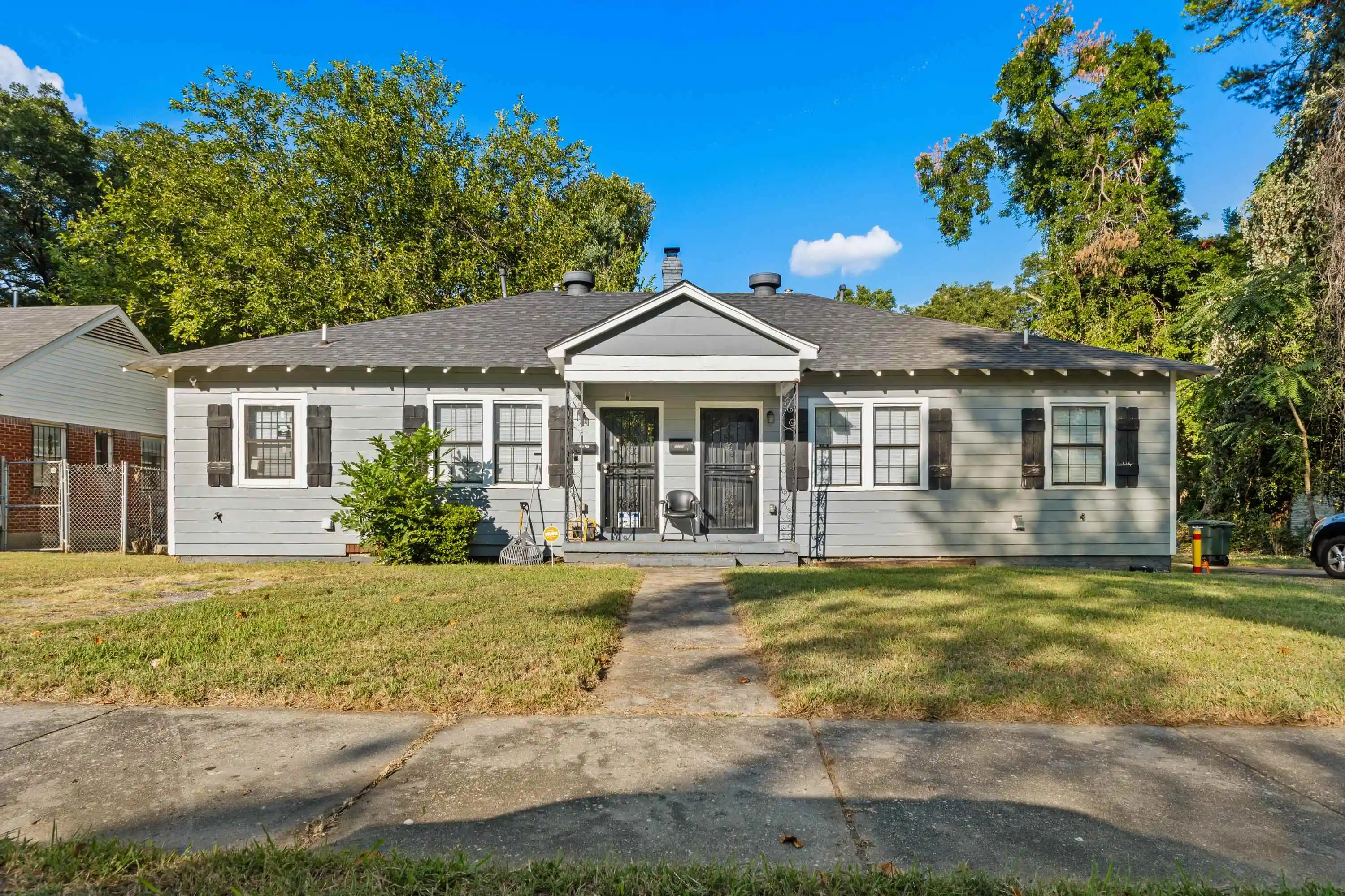 Photo 1 of Multi family home for sale at 1036 Hudson St, Memphis, TN 38112 | MLS# 10230202 | Listing updated on 2026-09-11