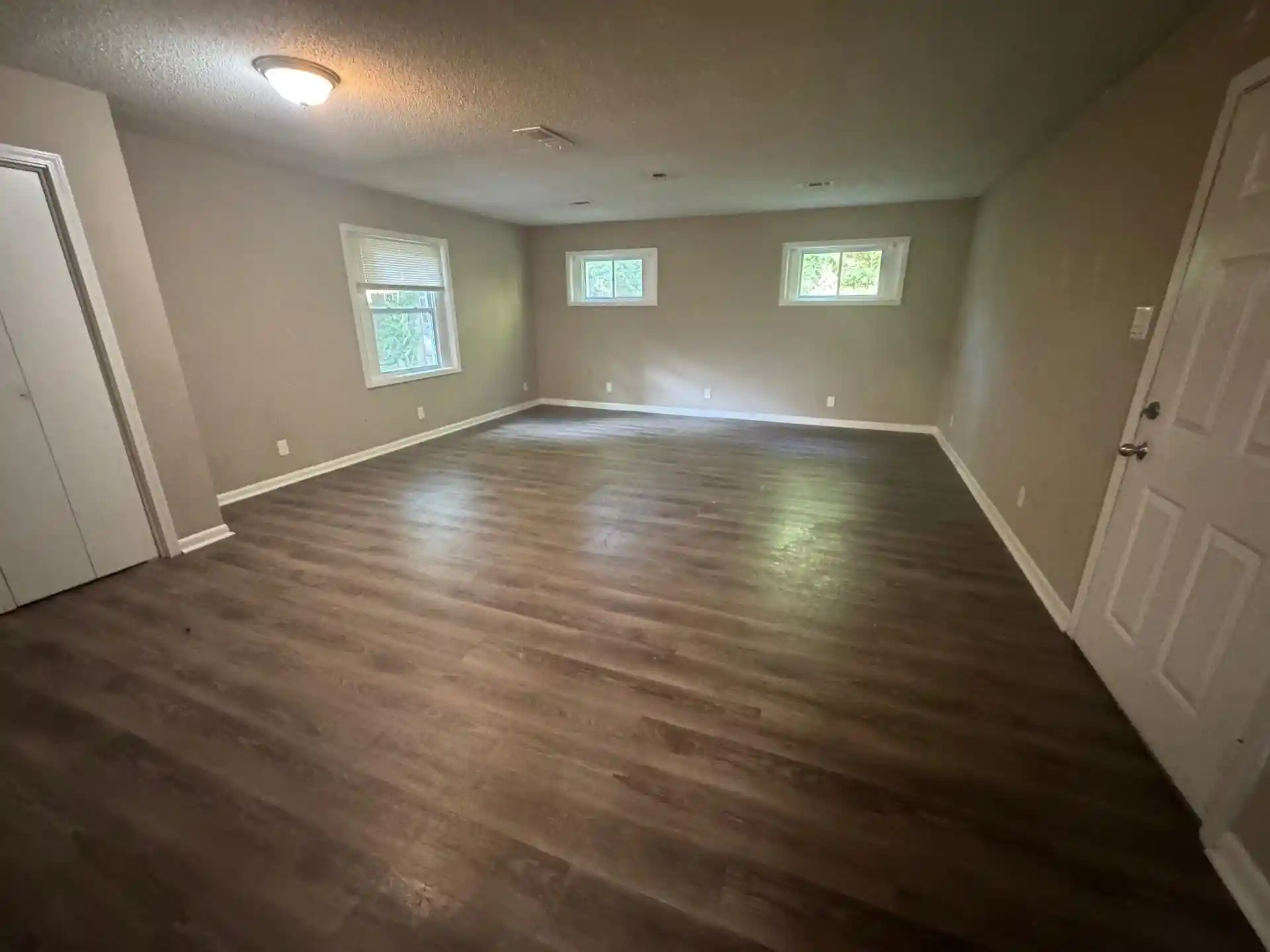 Photo 2 of Sale Pending at 3569 Kensett Dr, Memphis, TN 38127 | MLS# 10230217 | Listing updated on 2026-10-29