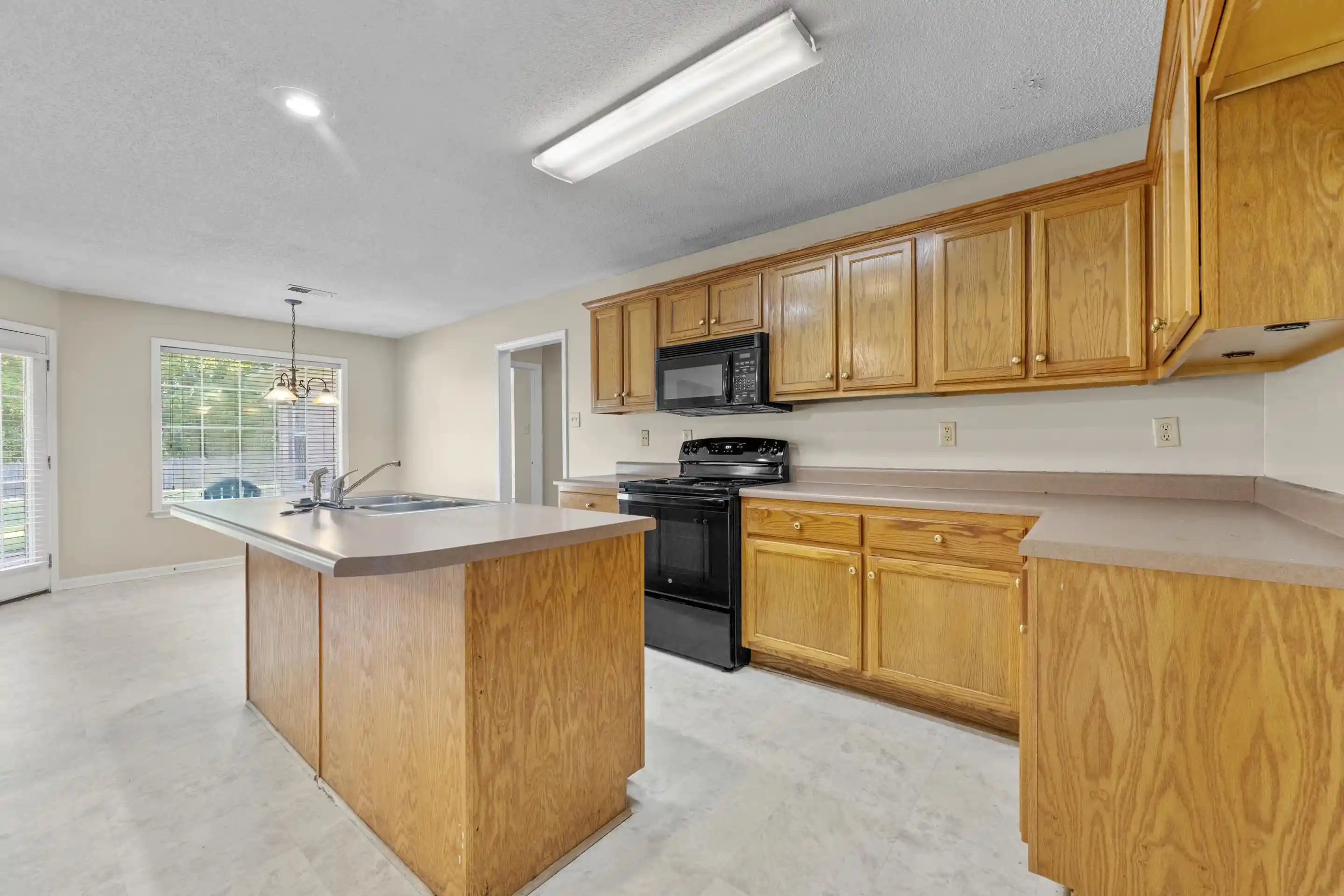 Photo 3 of Single family home for sale at 20 Country Brk Dr, Oakland, TN 38060 | MLS# 10230247 | Listing updated on 2026-09-17