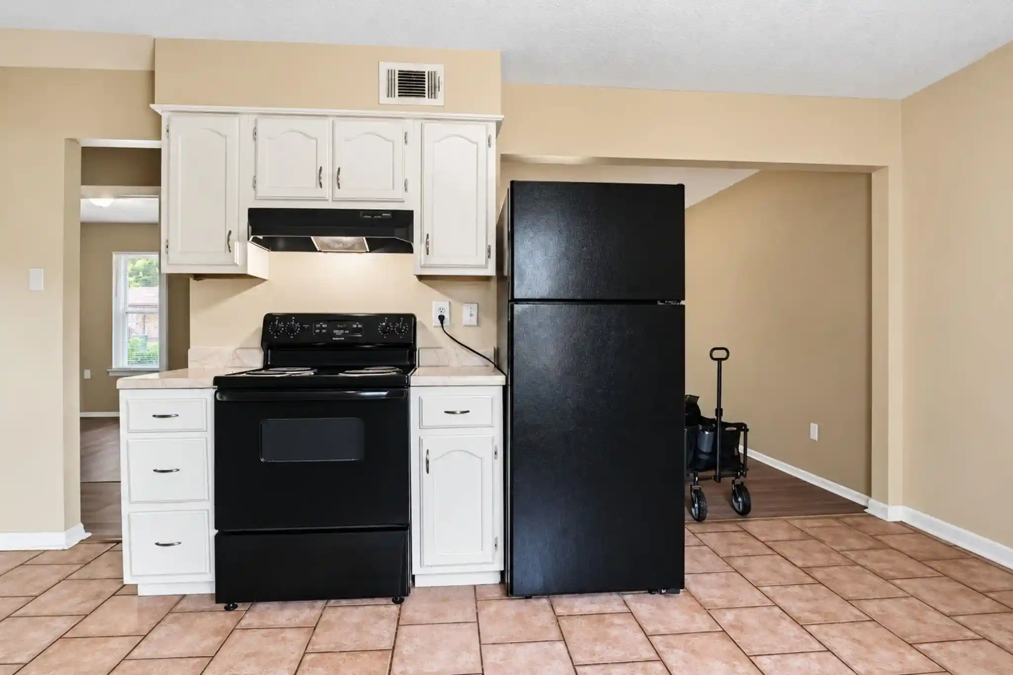 Photo 1 of Sale Pending at 2531 Lisa Ave, Memphis, TN 38127 | MLS# 10230255 | Listing updated on 2026-10-29