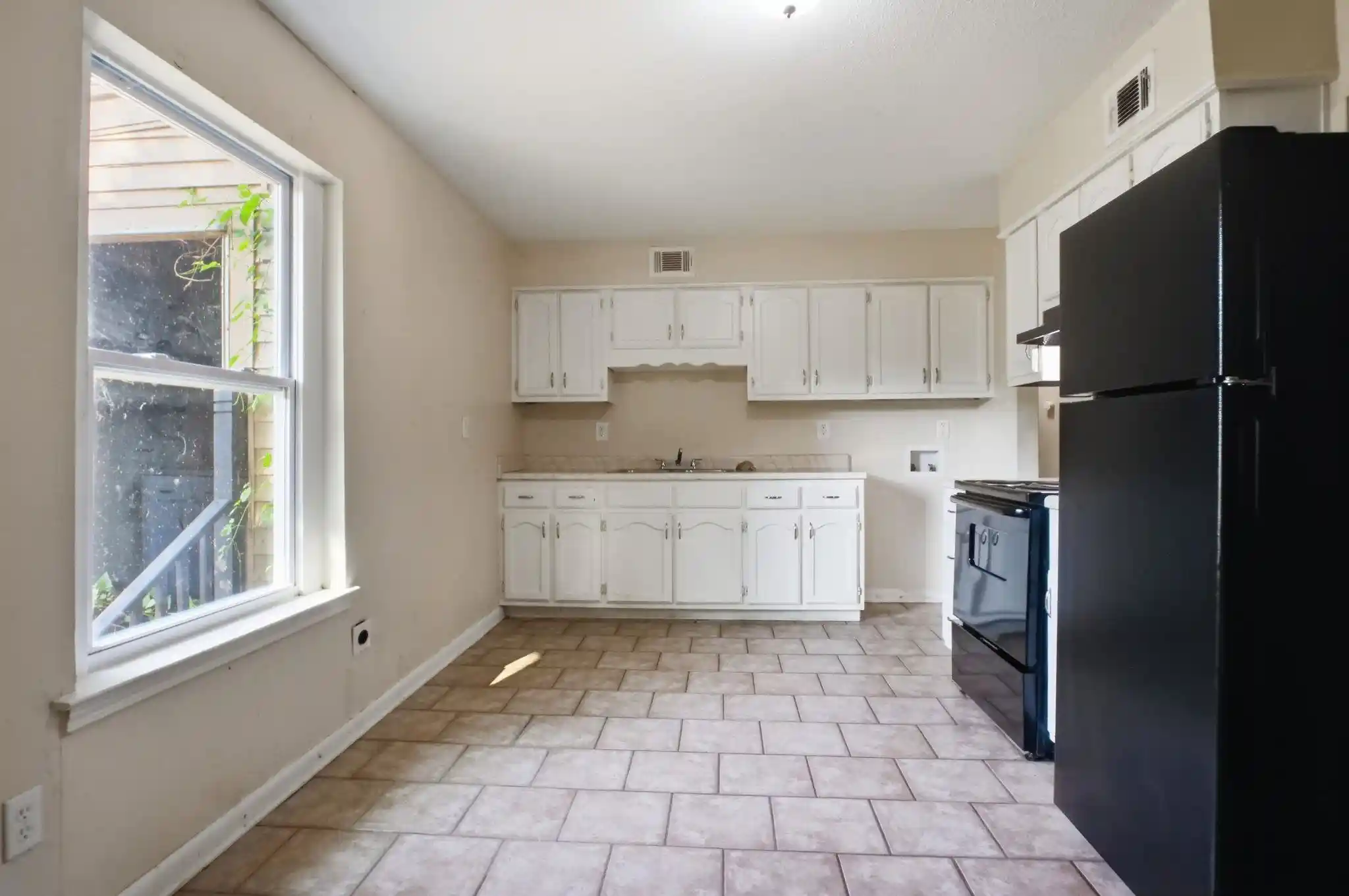 Photo 2 of Sale Pending at 2531 Lisa Ave, Memphis, TN 38127 | MLS# 10230255 | Listing updated on 2026-10-29