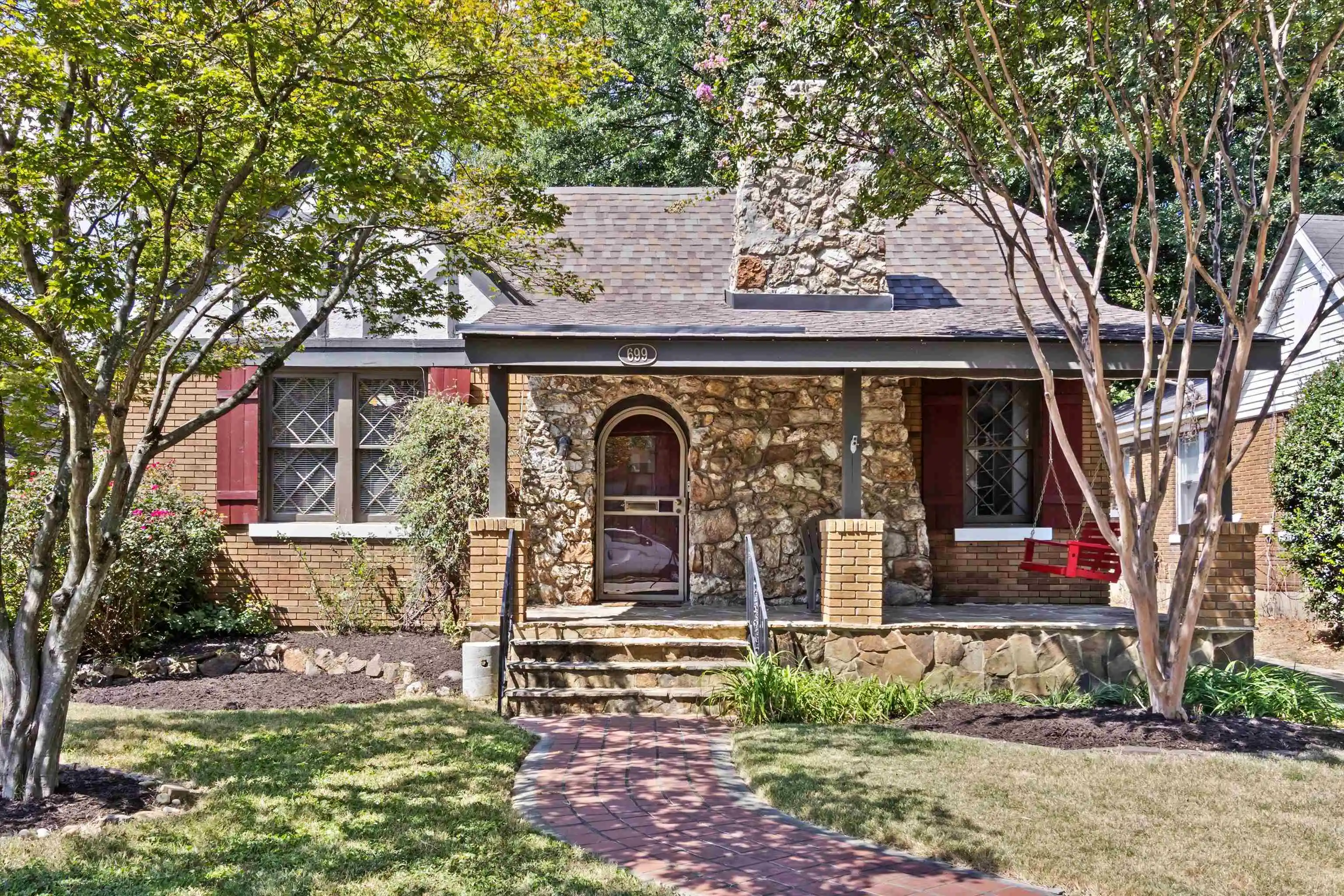 Photo 1 of Single family home for sale at 699 Dickinson St, Memphis, TN 38107 | MLS# 10230259 | Listing updated on 2026-09-11