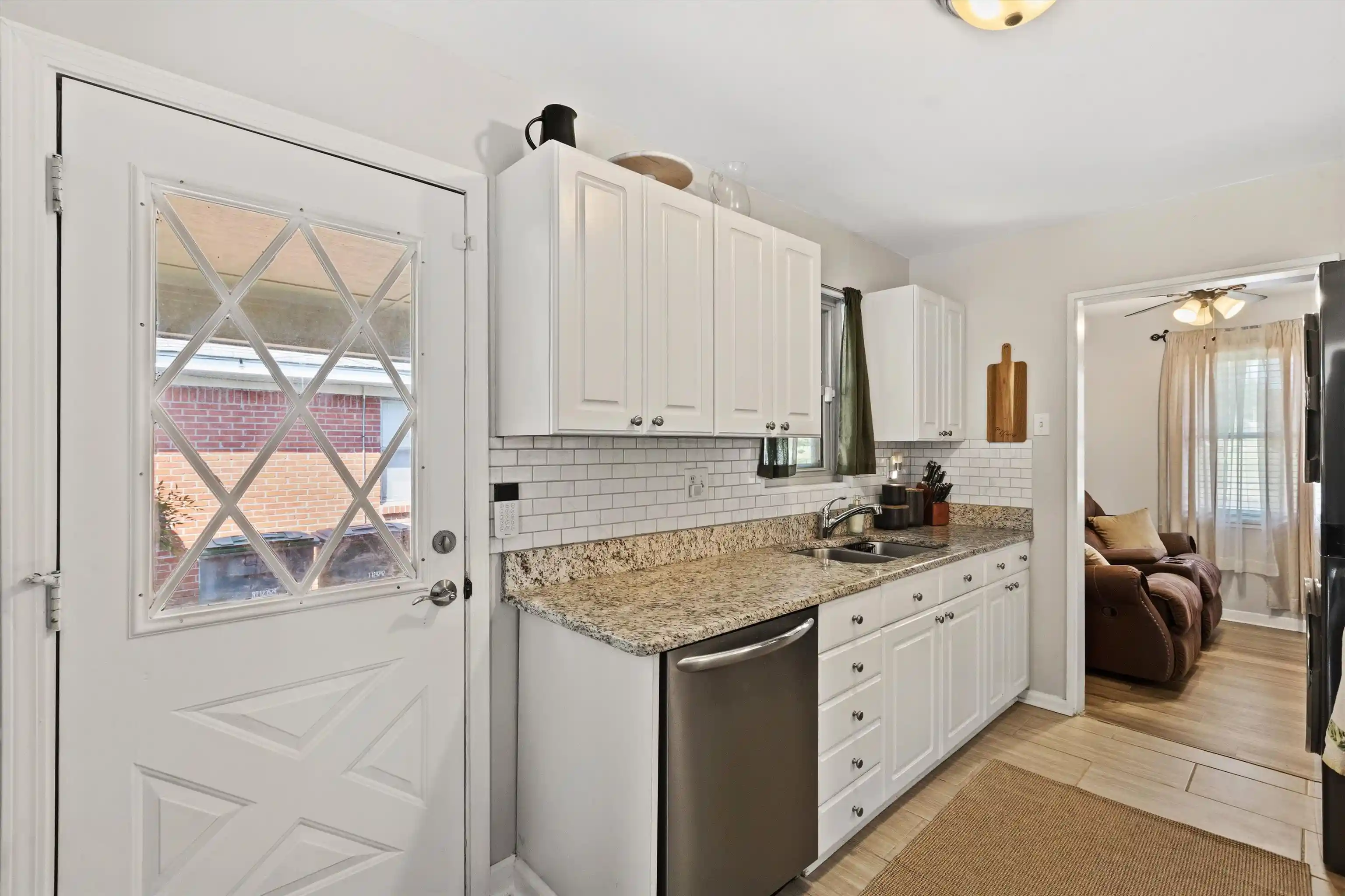 Photo 4 of Single family home for sale at 4801 Sea Isle Rd, Memphis, TN 38117 | MLS# 10230260 | Listing updated on 2026-09-11