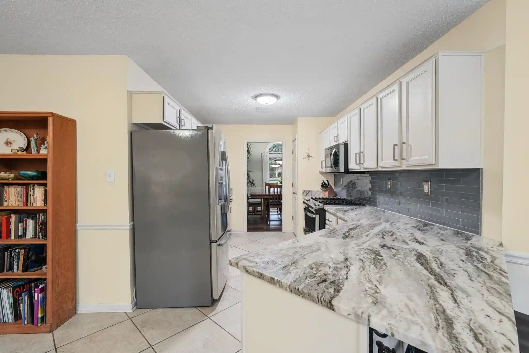 Photo 2 of Single family home for sale at 2549 Hearth Stone Dr, Cordova, TN 38016 | MLS# 10230273 | Listing updated on 2026-09-30