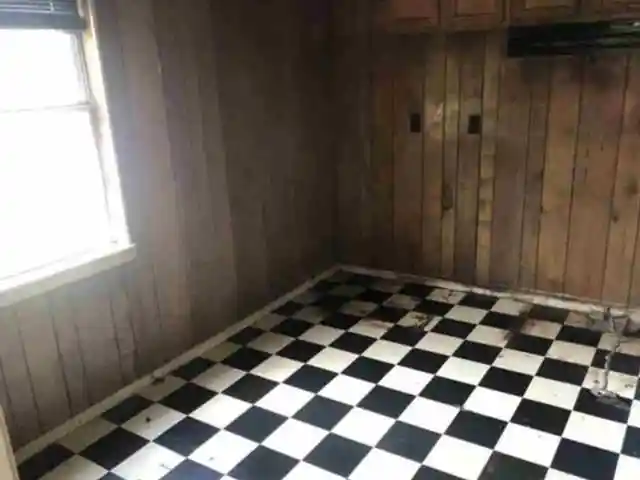 Photo 4 of Single family home for sale at 126 Barham St, Jackson, TN 38301 | MLS# 10230281 | Listing updated on 2026-09-11