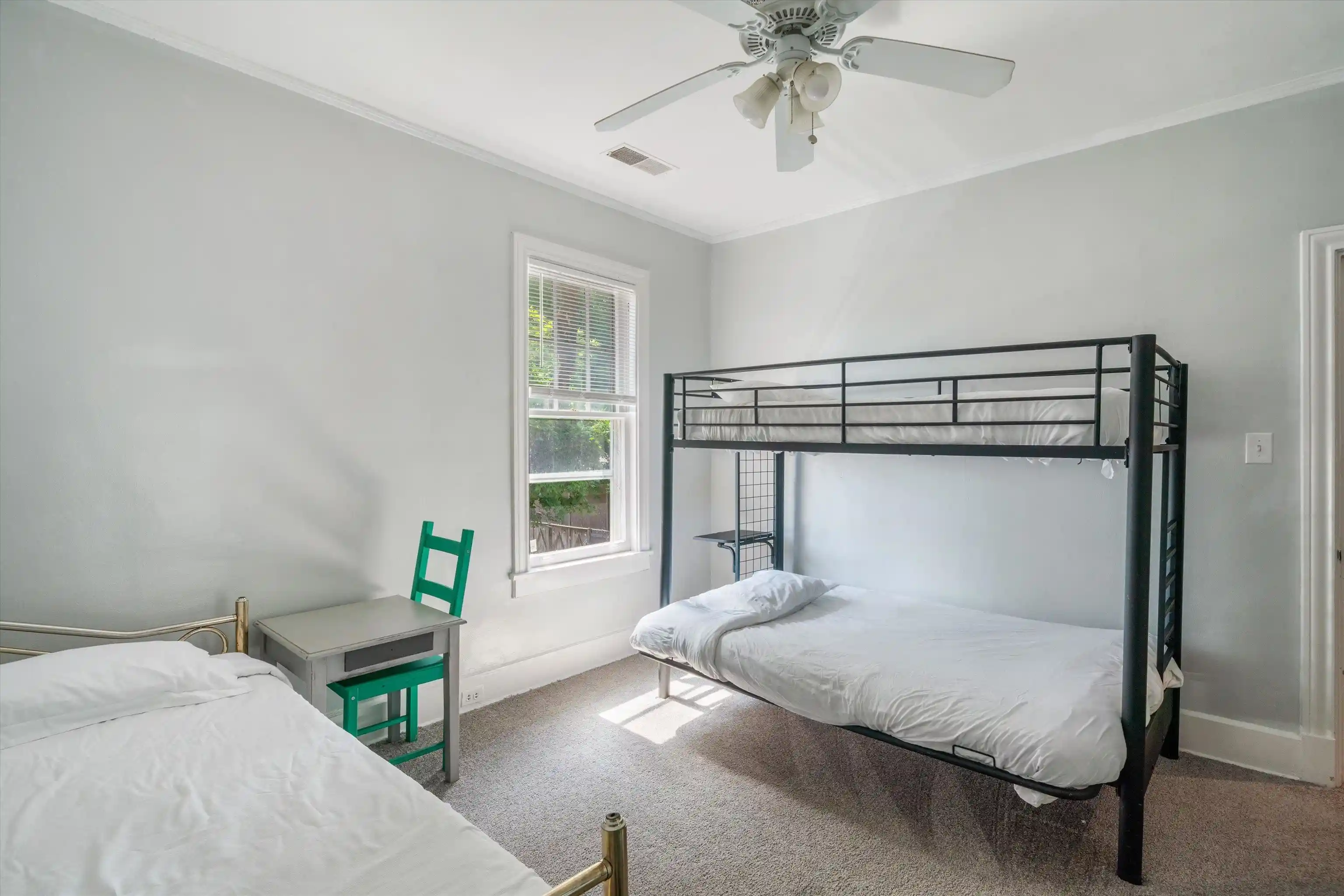 Photo 4 of Single family home for sale at 328 N Mclean Blvd, Memphis, TN 38112 | MLS# 10230289 | Listing updated on 2026-09-11