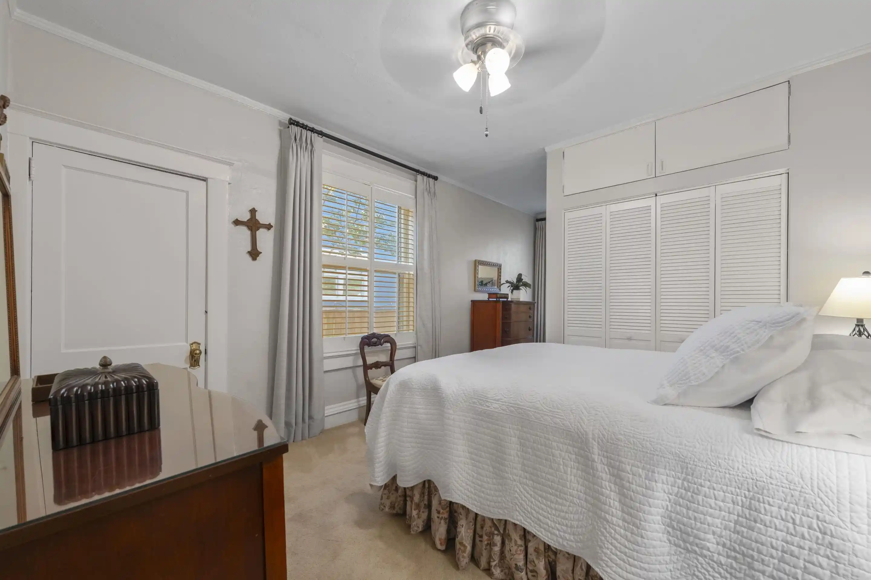 Photo 2 of Multi family home for sale at 289 Kenilworth Pl, Memphis, TN 38112 | MLS# 10230291 | Listing updated on 2026-09-11
