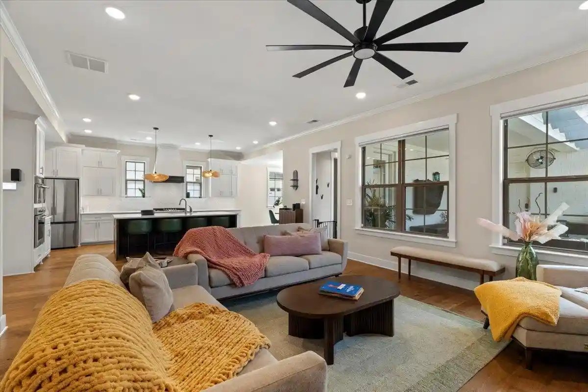 Photo 3 of Single family home for sale at 1121 Park Green Cv, Memphis, TN 38119 | MLS# 10230292 | Listing updated on 2026-09-11