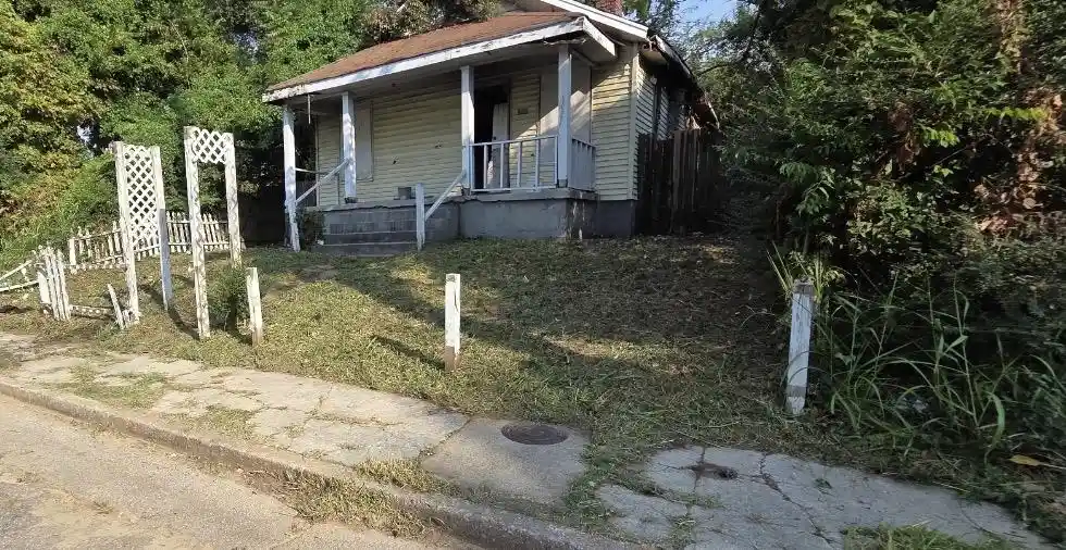 Photo 1 of Single family home for sale at 258 Cambridge Ave, Memphis, TN 38106 | MLS# 10230301 | Listing updated on 2026-09-16