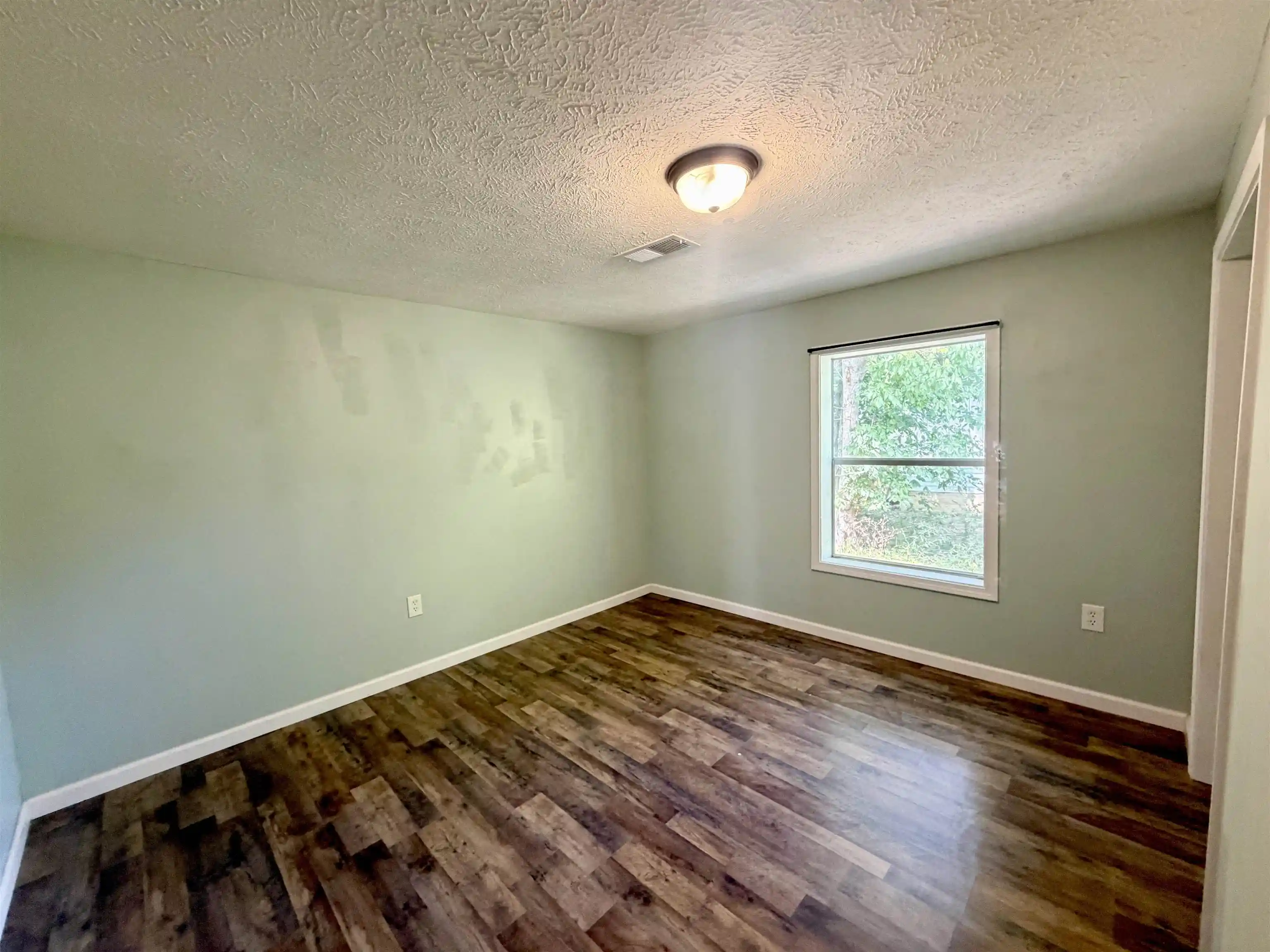Photo 3 of Single family home for sale at 207 N Magnolia St, Adamsville, TN 38310 | MLS# 10230303 | Listing updated on 2026-10-06
