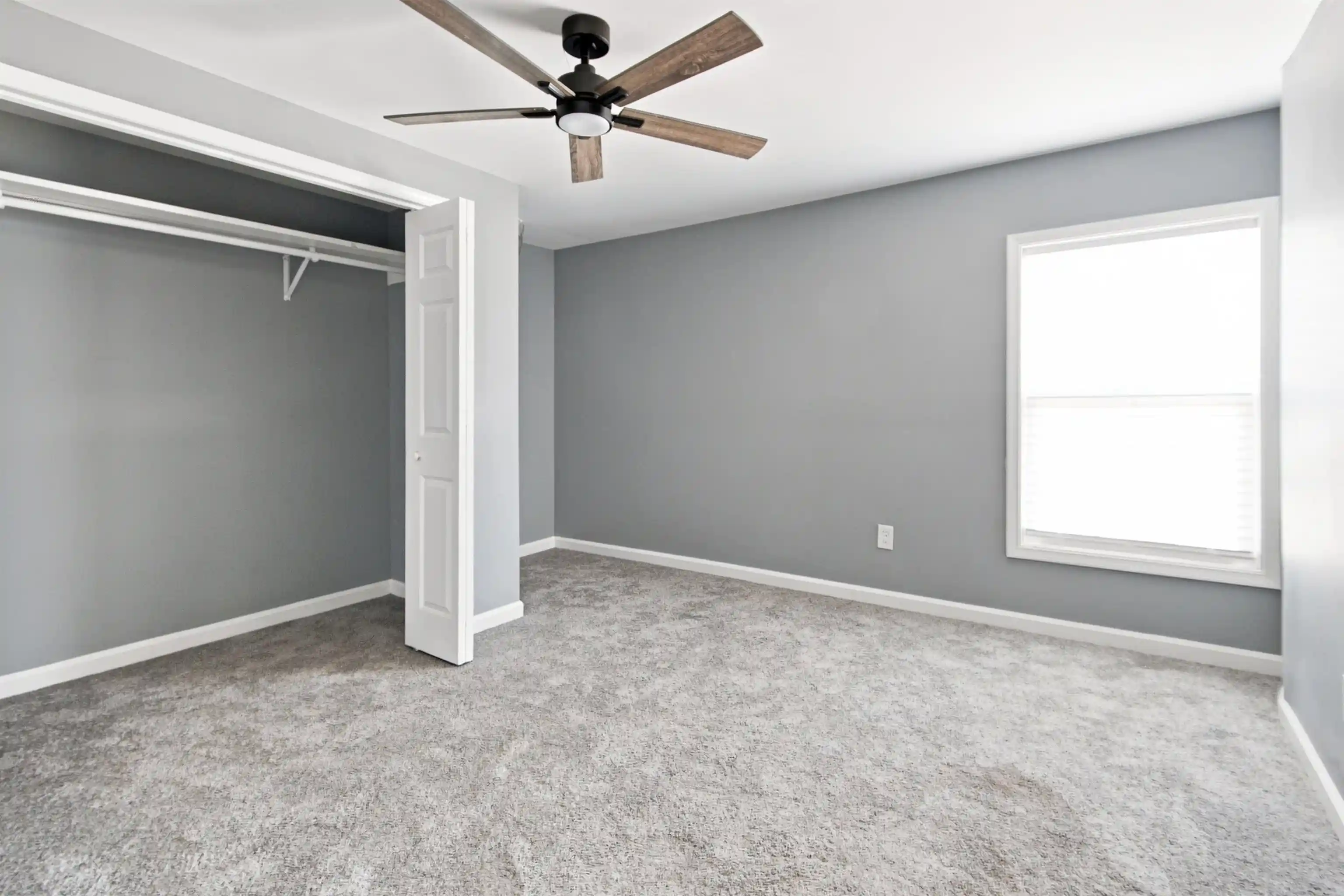 Photo 4 of Single family home for sale at 1335 Faxon Ave, Memphis, TN 38104 | MLS# 10230316 | Listing updated on 2026-09-14