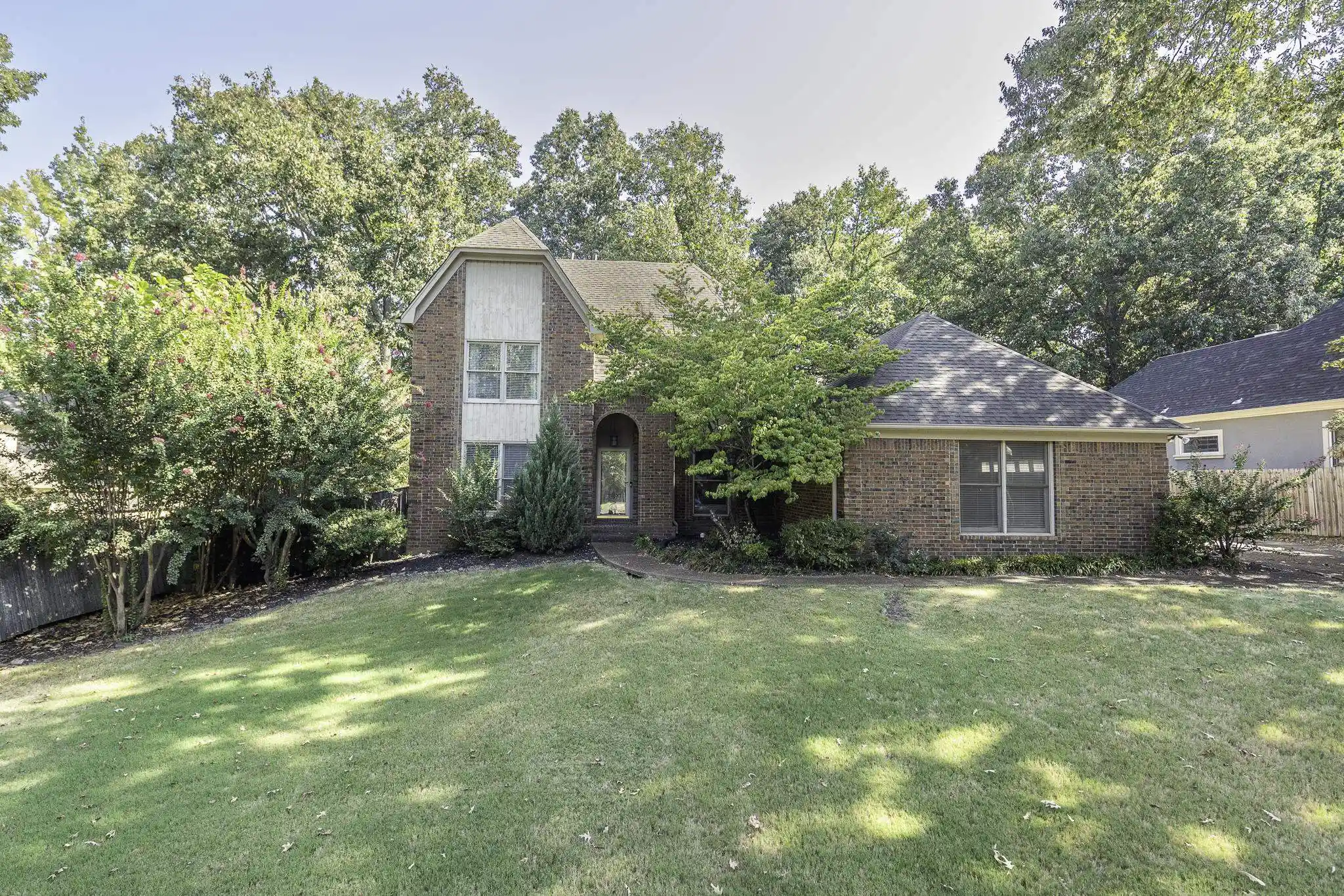 Photo 1 of Single family home for sale at 1618 Autumn Tree Cv, Cordova, TN 38016 | MLS# 10230319 | Listing updated on 2026-10-29
