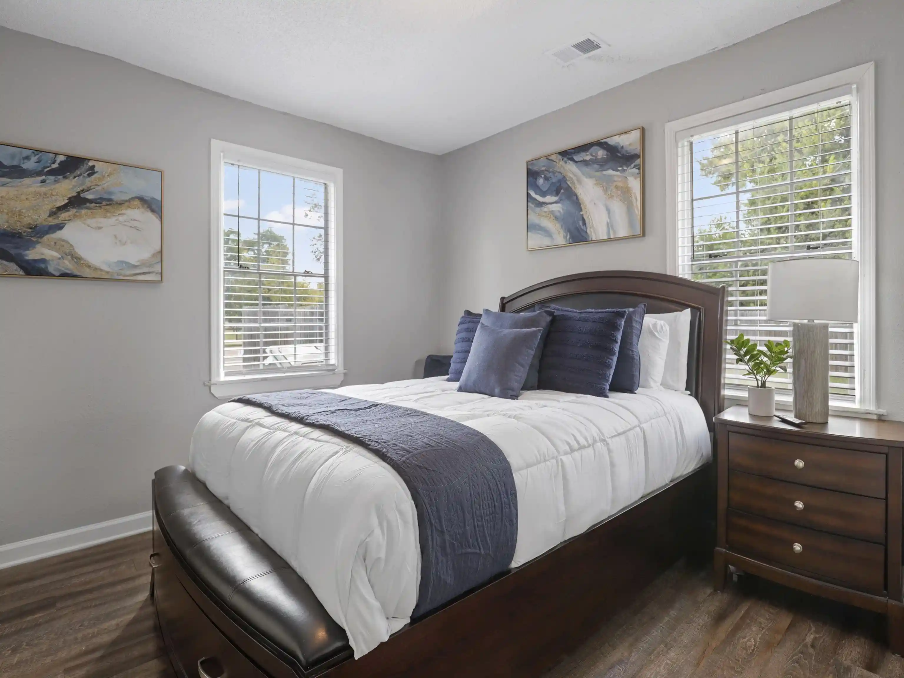 Photo 2 of House for sale at 69 Eastview Dr, Memphis, TN 38111 | MLS# 10230333 | Listing updated on 2026-09-12
