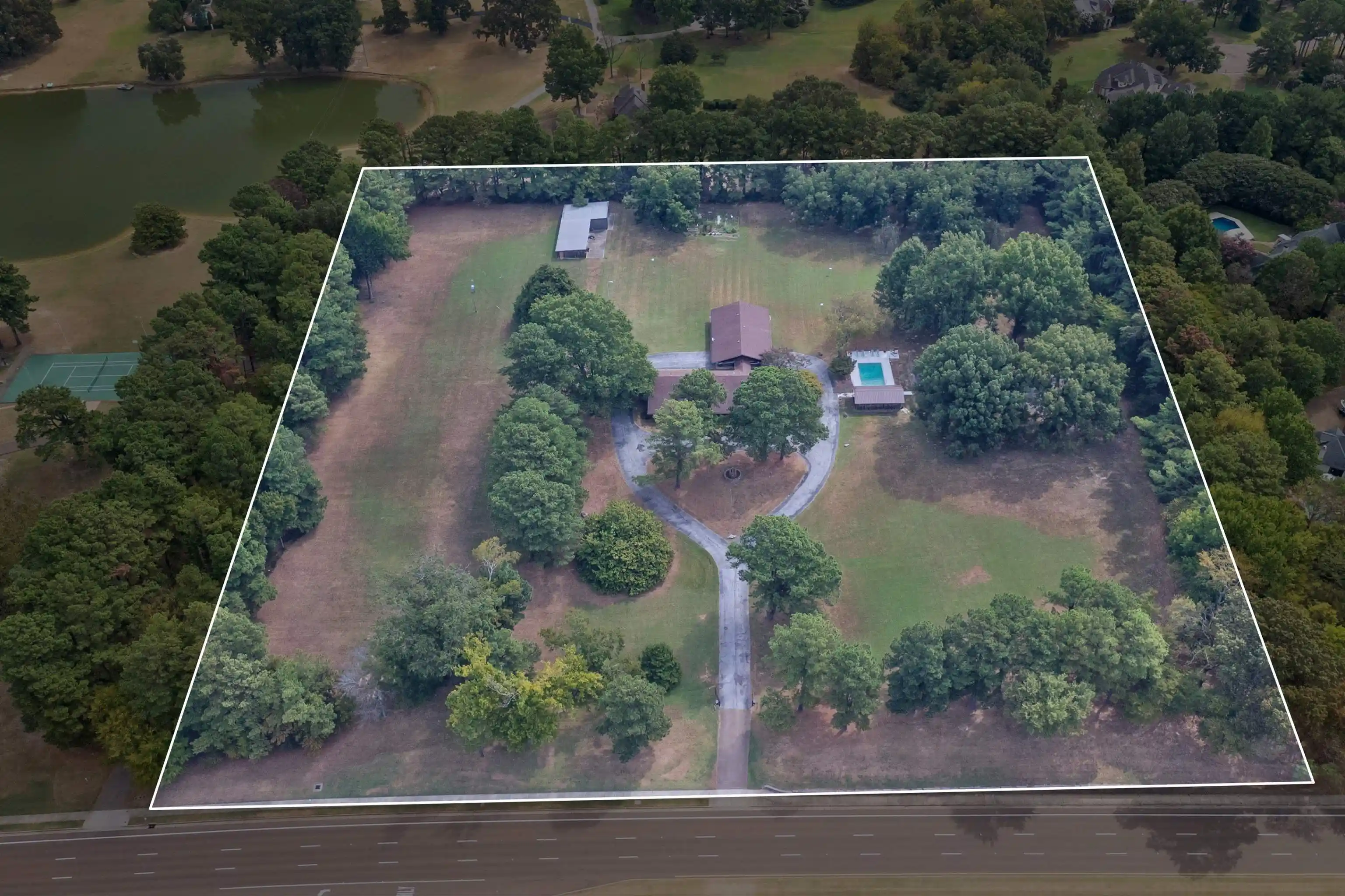 Photo 3 of Single family home for sale at 2566 S Houston Levee Rd, Germantown, TN 38139 | MLS# 10230338 | Listing updated on 2026-09-17