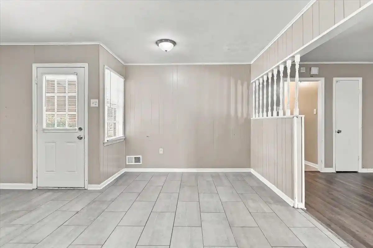 Photo 3 of Single family home for sale at 3691 Hanna Dr, Memphis, TN 38128 | MLS# 10230342 | Listing updated on 2026-09-12
