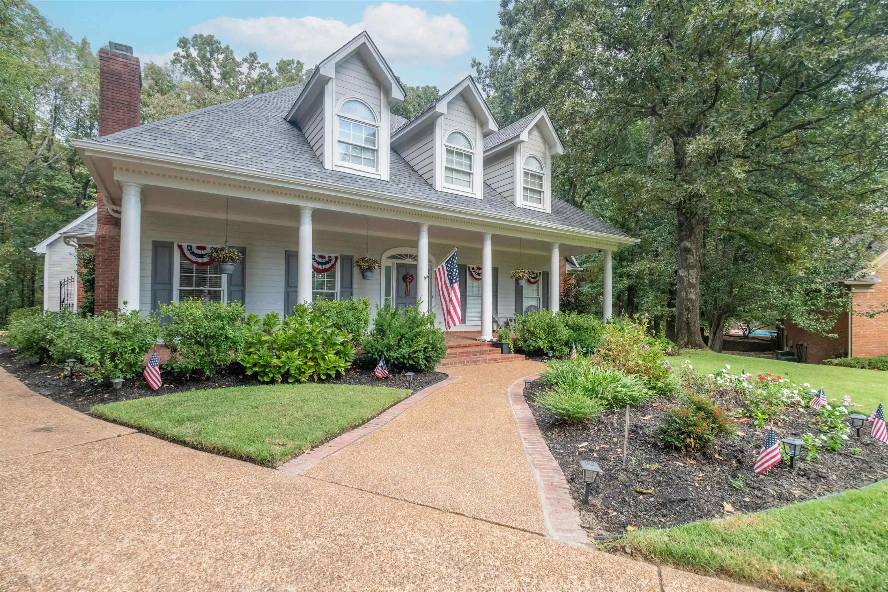 Photo 3 of Single family home for sale at 7816 Wood Glen Cv, Cordova, TN 38016 | MLS# 10230346 | Listing updated on 2026-10-08