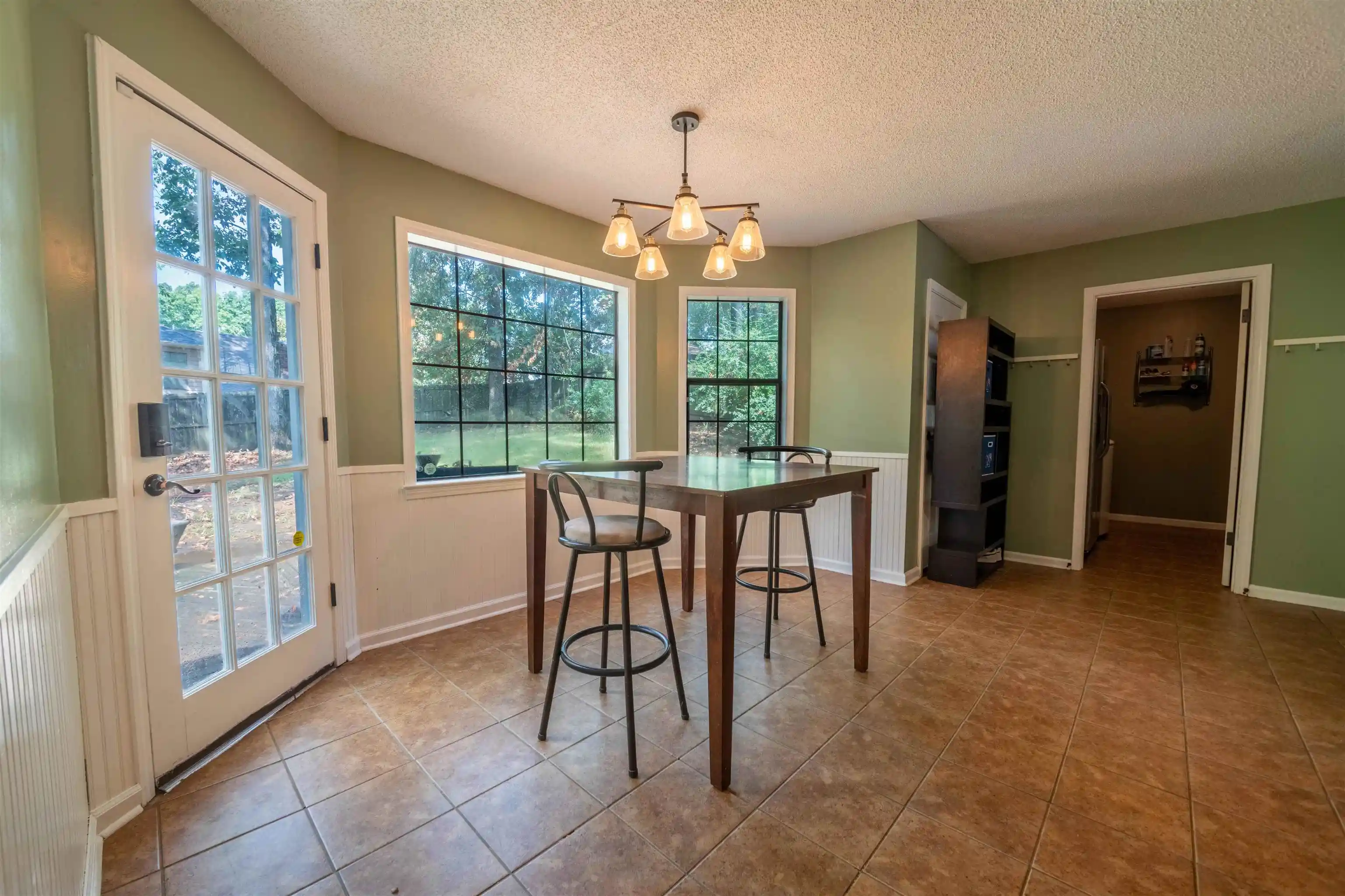 Photo 3 of Townhouse for sale at 2217 Oak Holw Ln, Cordova, TN 38016 | MLS# 10230354 | Listing updated on 2026-09-13